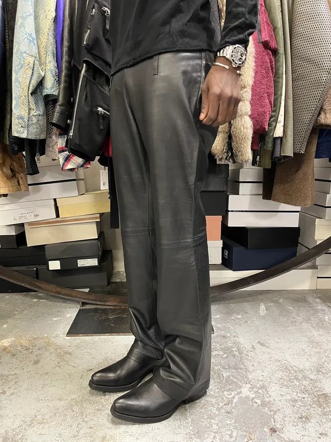 Prada 2000s Prada Black Leather Pants Size US 30 / EU 46 - 2 Thumbnail