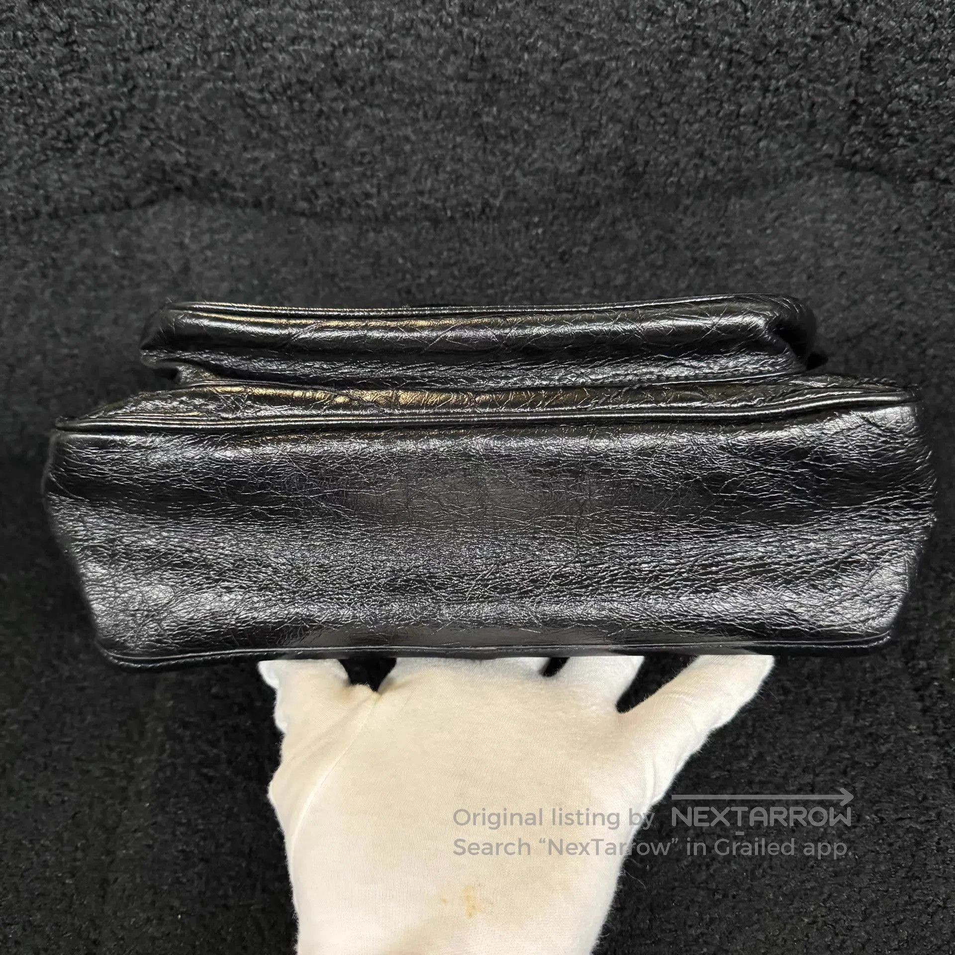 Saint Laurent Paris Quilted Leather Crossbody Bag. Size ONE SIZE - 7 Thumbnail
