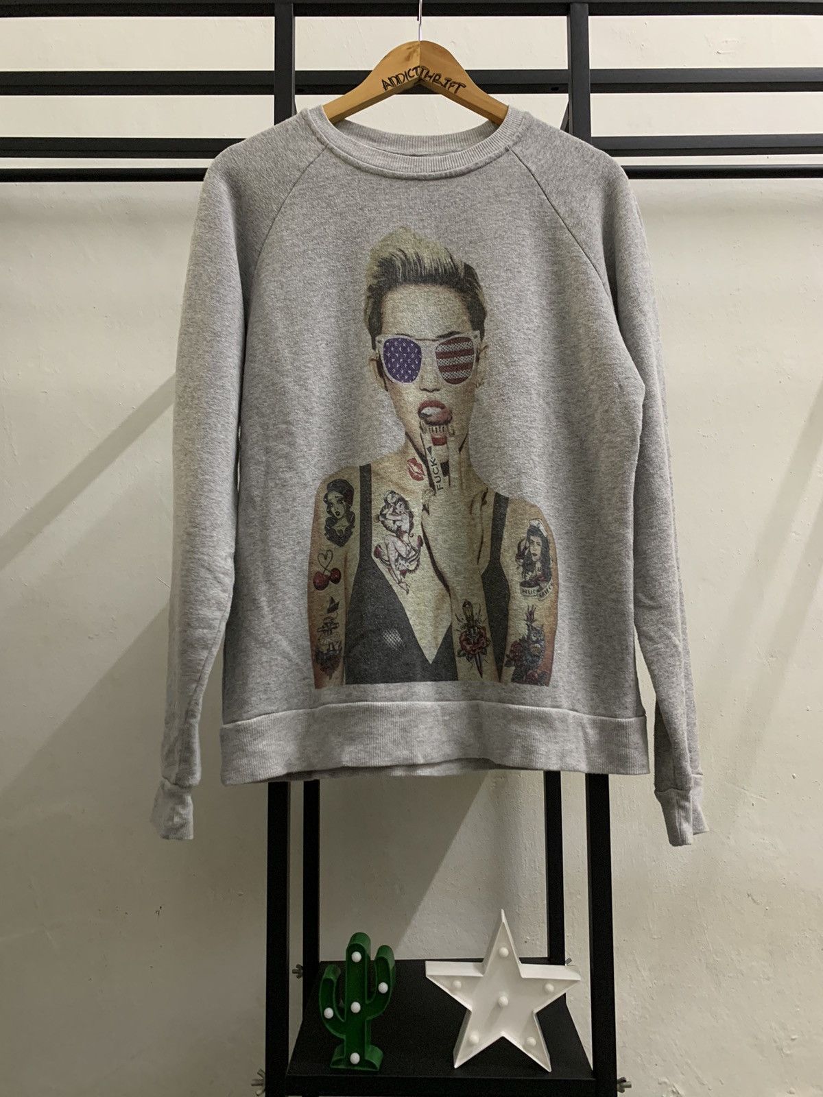 Hysteric Glamour 🔥HOT🔥SPEND PHOTO TEE VERY RARE Size US S / EU 44-46 / 1 - 2 Thumbnail