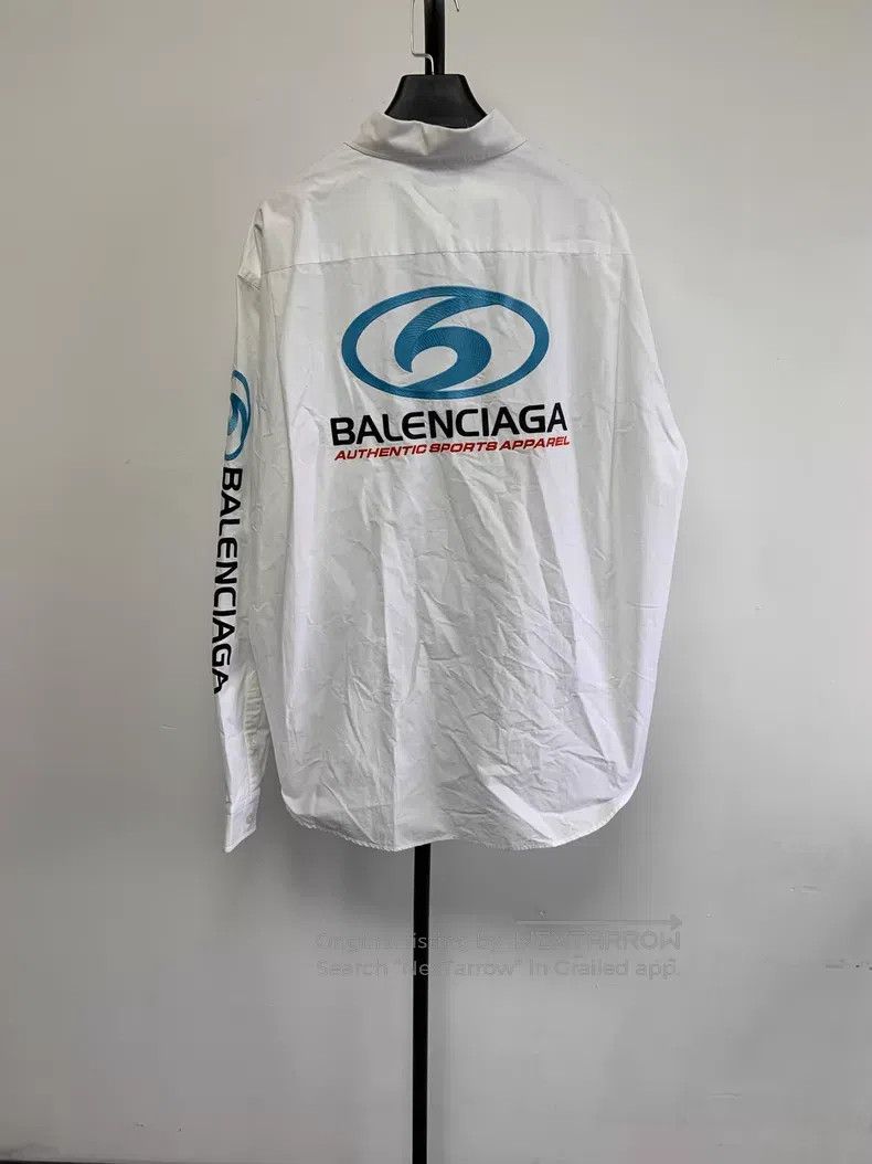 Balenciaga Balenciaga Letter Logo Embroidered Pointed Collar Single B Size XS / US 0-2 / IT 36-38 - 1 Thumbnail