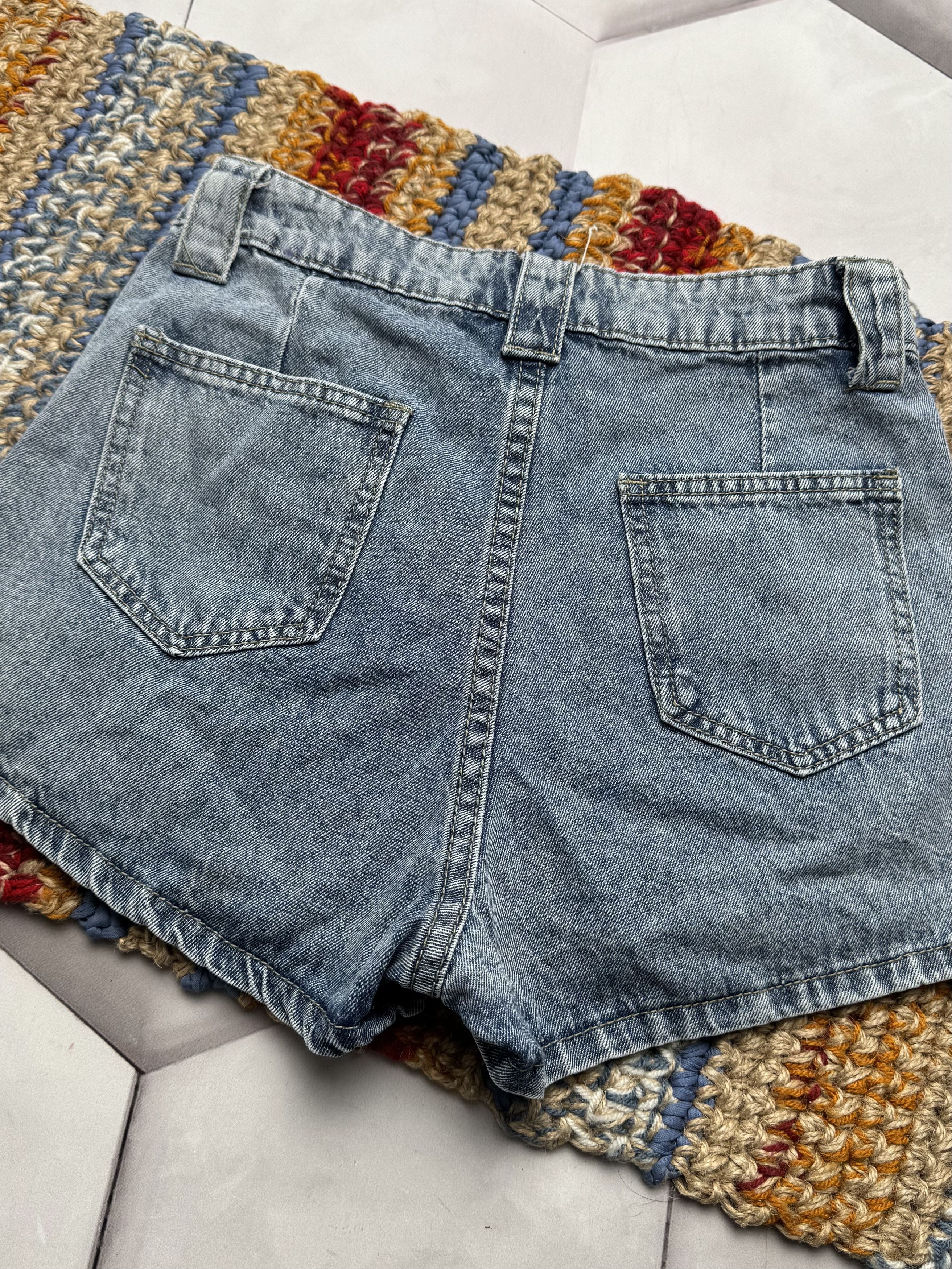 Vintage Vintage Denim Cargo Shorts Low Rise Y2K Womens Pockets (E4) Size 25" / US 0 / IT 36 - 5 Thumbnail
