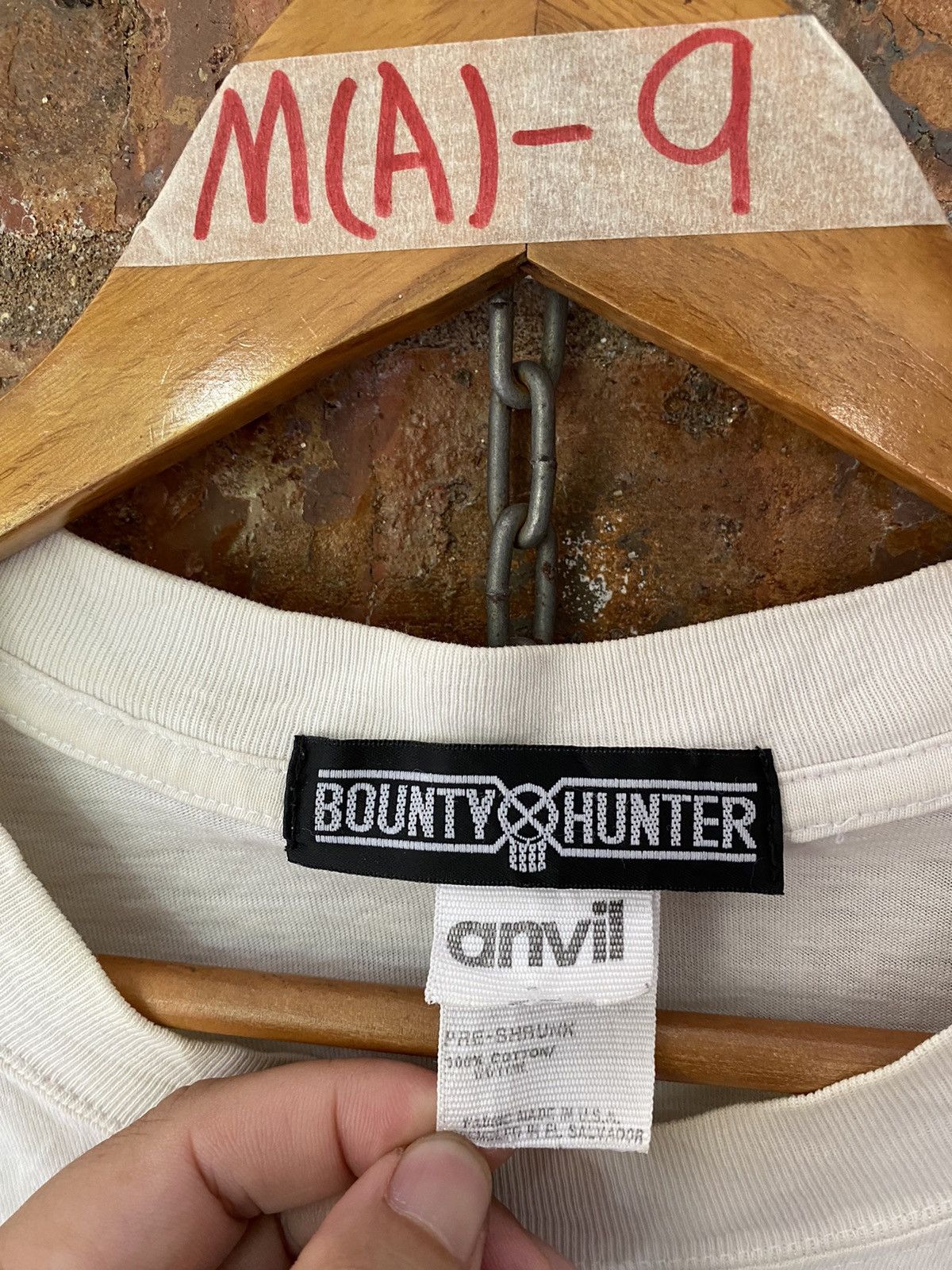 Bounty Hunter 1999 BH punk dog Anvil tee Size US L / EU 52-54 / 3 - 9 Thumbnail