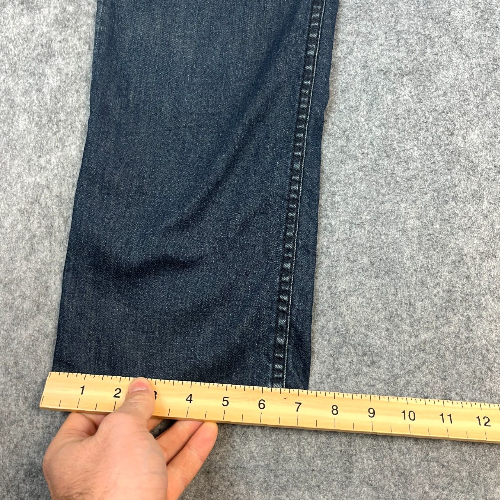Armani Exchange Armani Exchange Mens Jeans Regular Tapered 33 34 Dark Wash Blue Whiskers Denim 5-Pocket Design Machine Washable Jeans Store Vintage No N/A Size US 33 - 3 Thumbnail