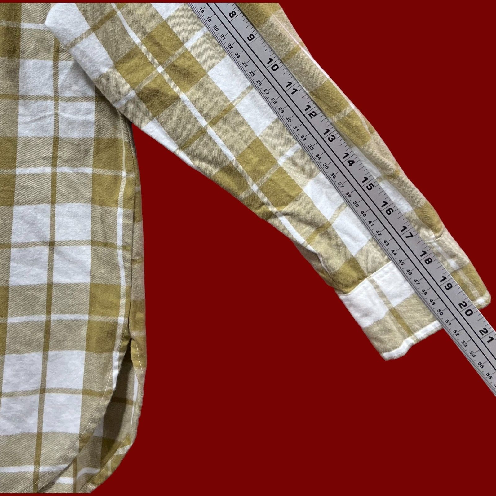 Other Universal Thread - Women's Long Sleeve Flannel Button-Down S Size L / US 10 / IT 46 - 9 Thumbnail