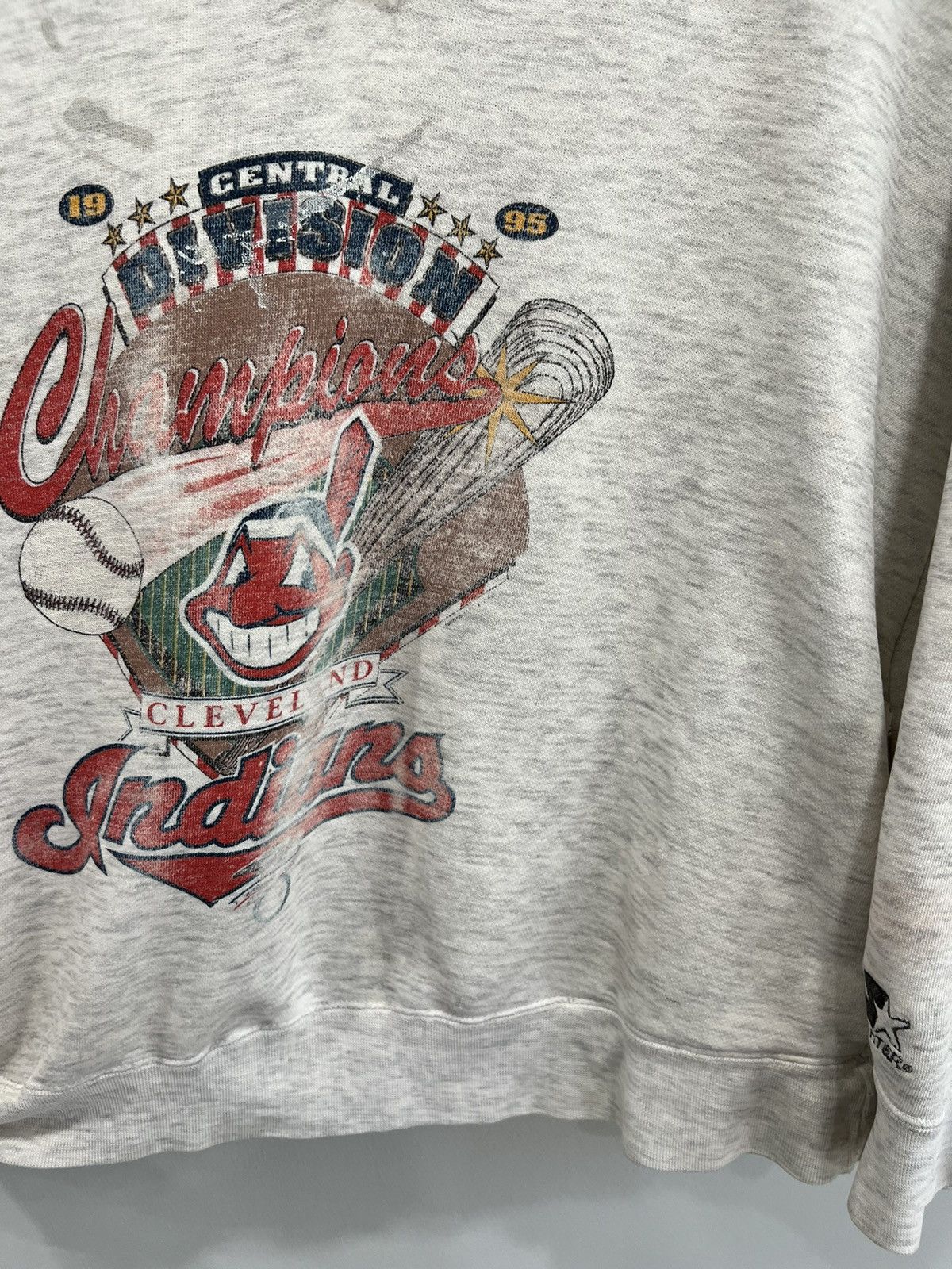 Vintage Vintage Cleveland Indians Hoodie Sweater sweatshirt Size US L / EU 52-54 / 3 - 3 Thumbnail