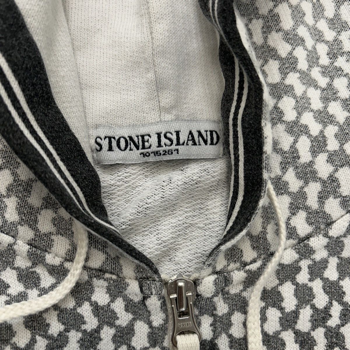 Stone Island Vintage stone island zip up hoodie Size US L / EU 52-54 / 3 - 2 Thumbnail