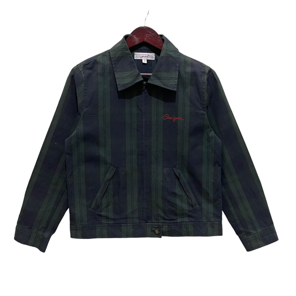 Chevignon Chevignon Zipper Tartan Cropped Jacket Size US S / EU 44-46 / 1 - 1 Thumbnail