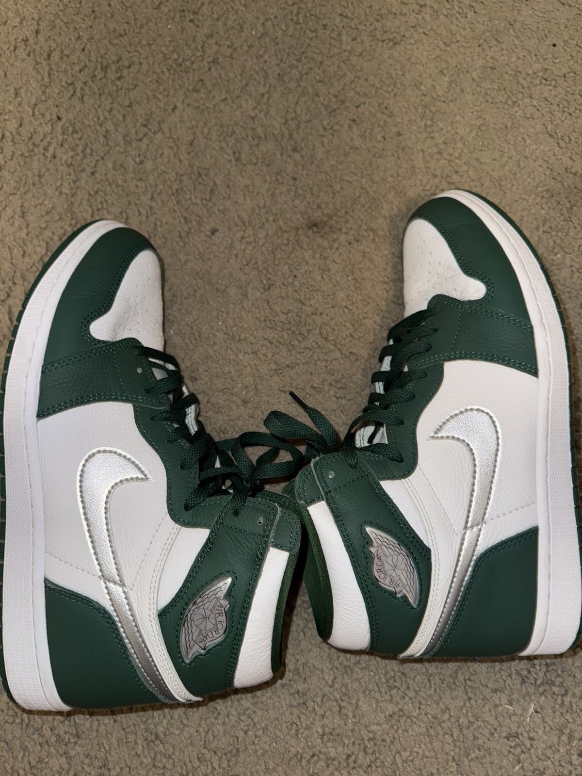 Jordan Brand × Nike Jordan 1 High Gorge Green Size US 11 / EU 44 - 11 Thumbnail