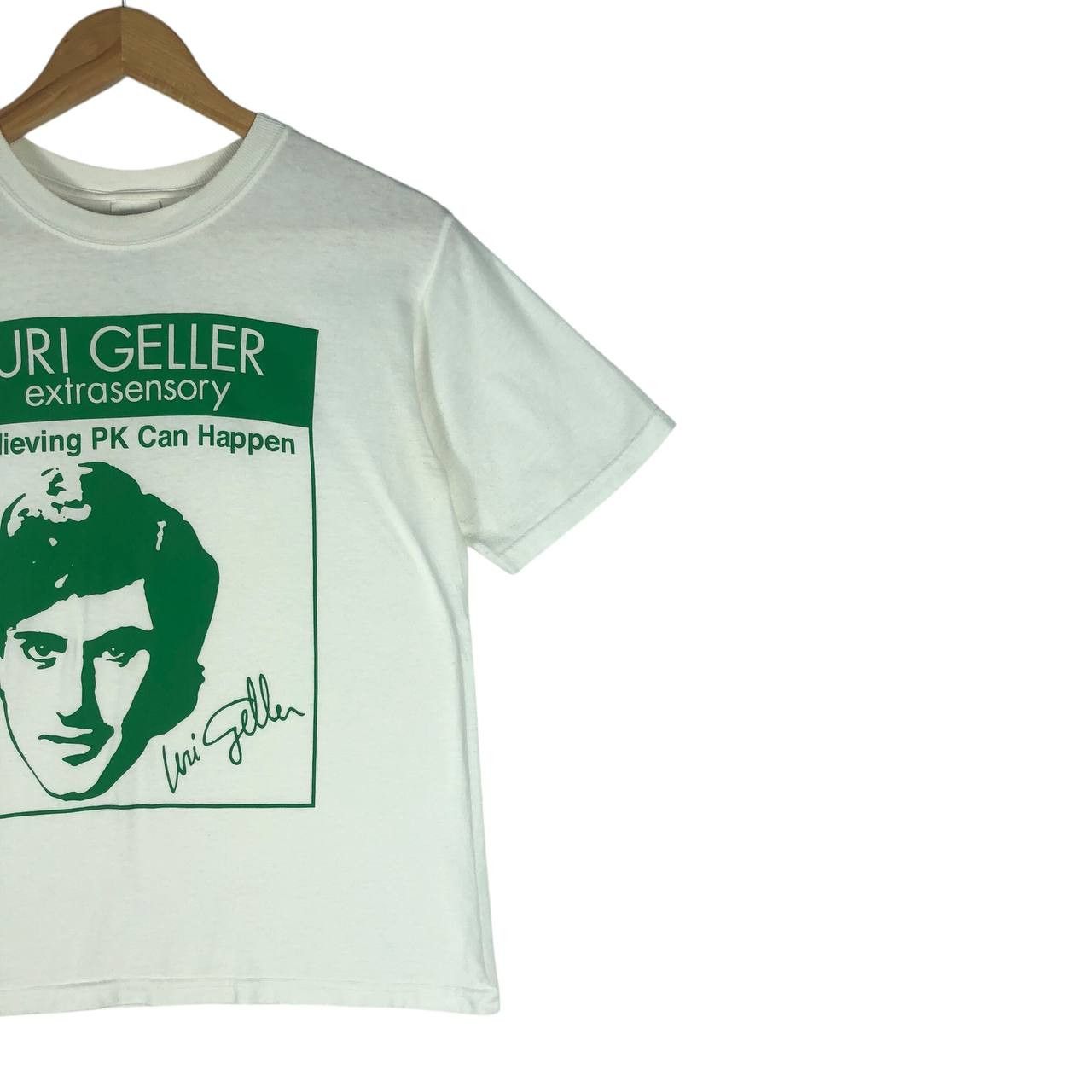 Anvil Vintage "Anvil" Uri Geller Men T-shirt Size US L / EU 52-54 / 3 - 4 Thumbnail