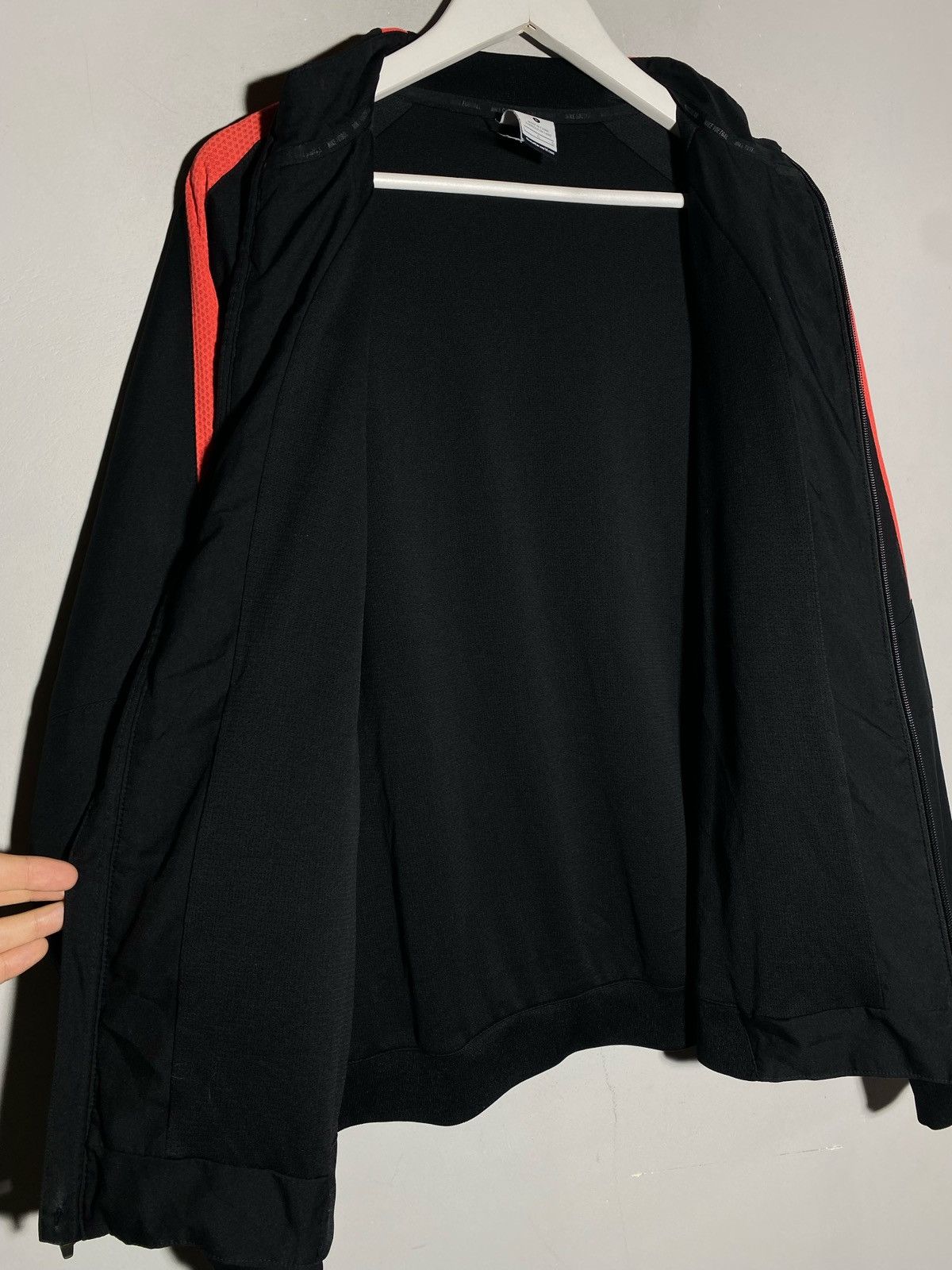 Nike Nike Manchester United 2010/11 Drill Track Jacket Size US L / EU 52-54 / 3 - 15 Thumbnail