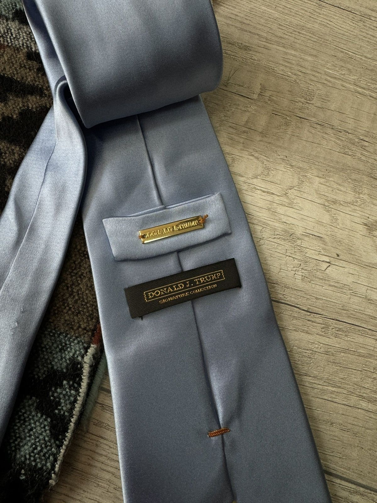 Donald Trump Donald Trump Signature Collection Gold Bar Tie Silk 100% Size ONE SIZE - 3 Thumbnail