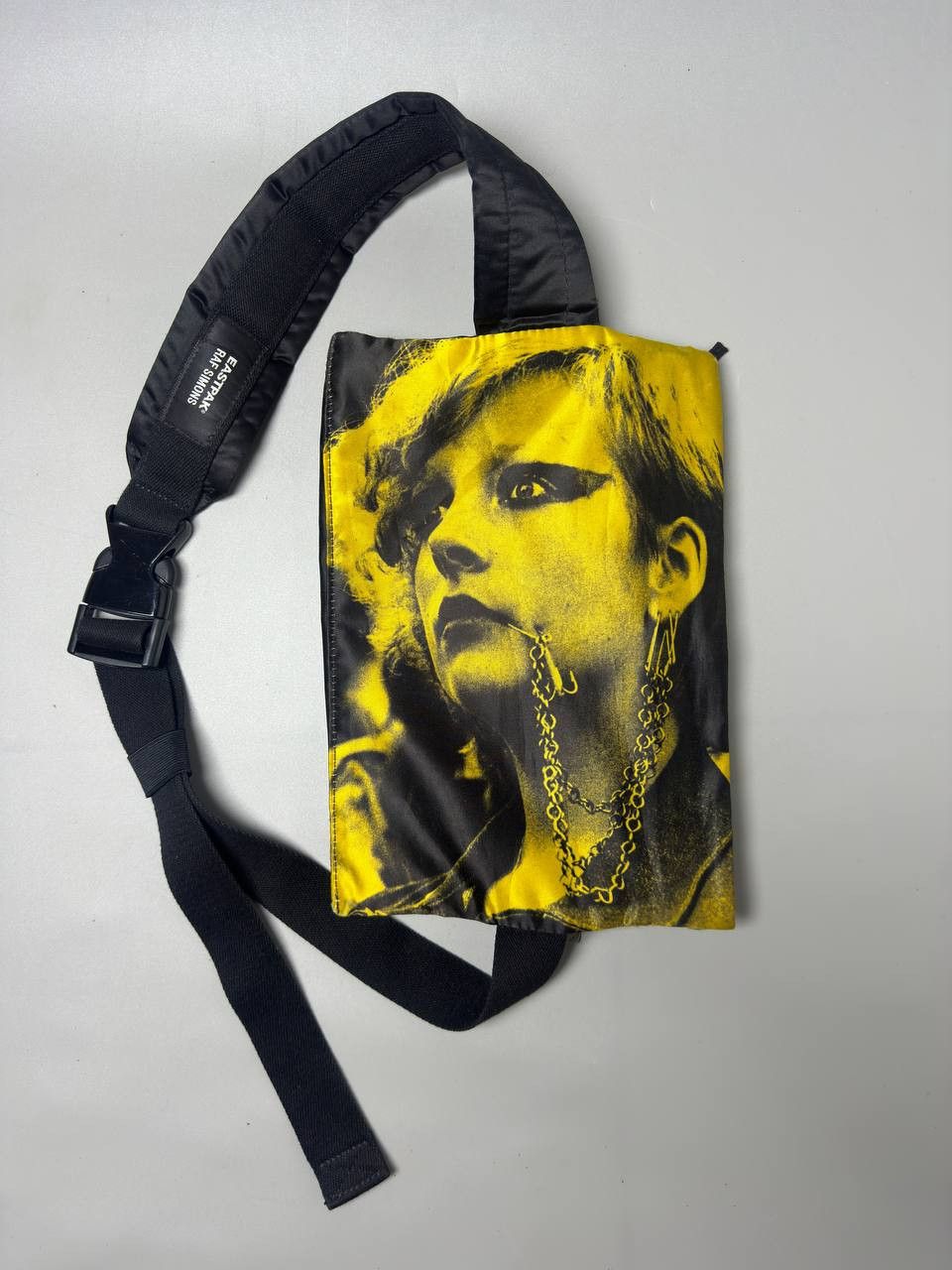 ファッション 通販 Raf × Eastpak Simons shoulder Face Poster Eastpak Simons Raf バッグ