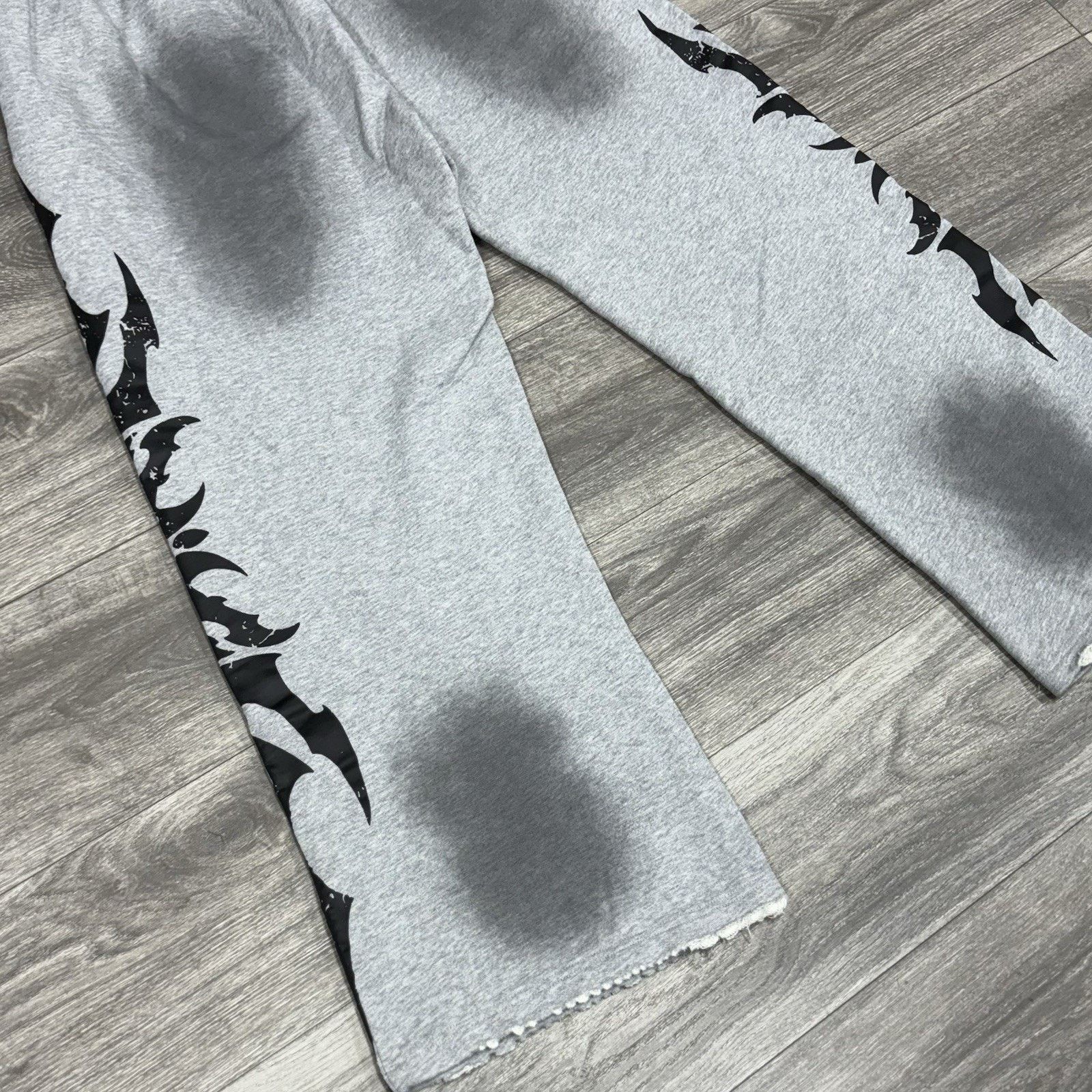 LOSTSHDWS Lost Shdws Distressed Complexcon Exclusive Sweatpants | NEW! Size US 33 - 7 Thumbnail