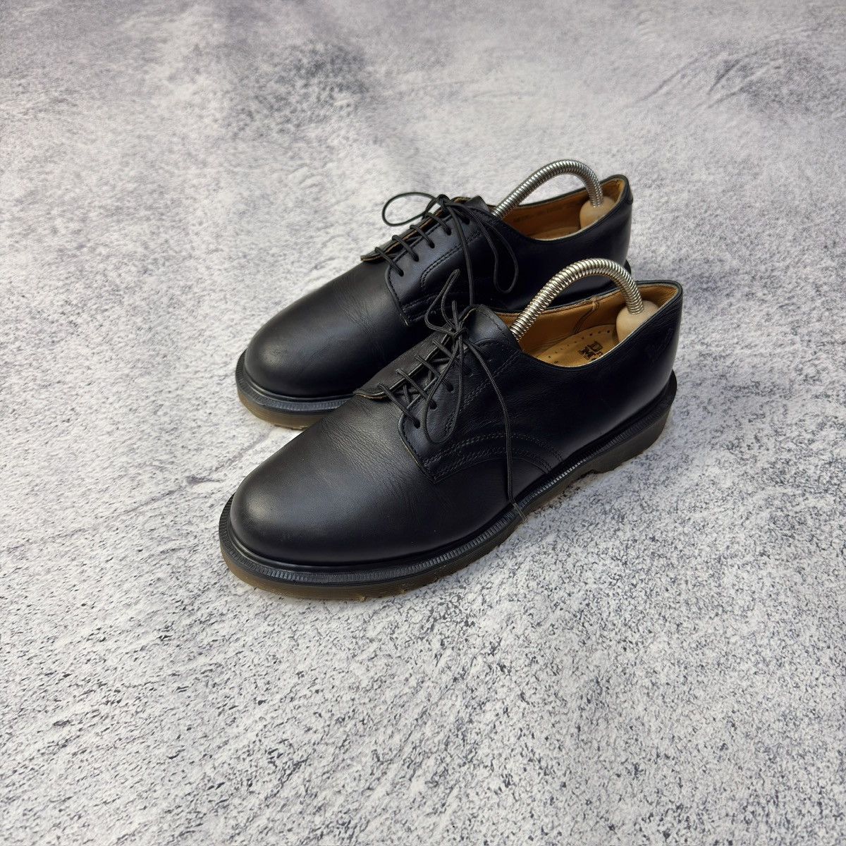 Dr. Martens × Handmade × Vintage Dr. Martens England Black Derbies US8 UK7 EU41 26cm Size US 8 / EU 41 - 1 Thumbnail