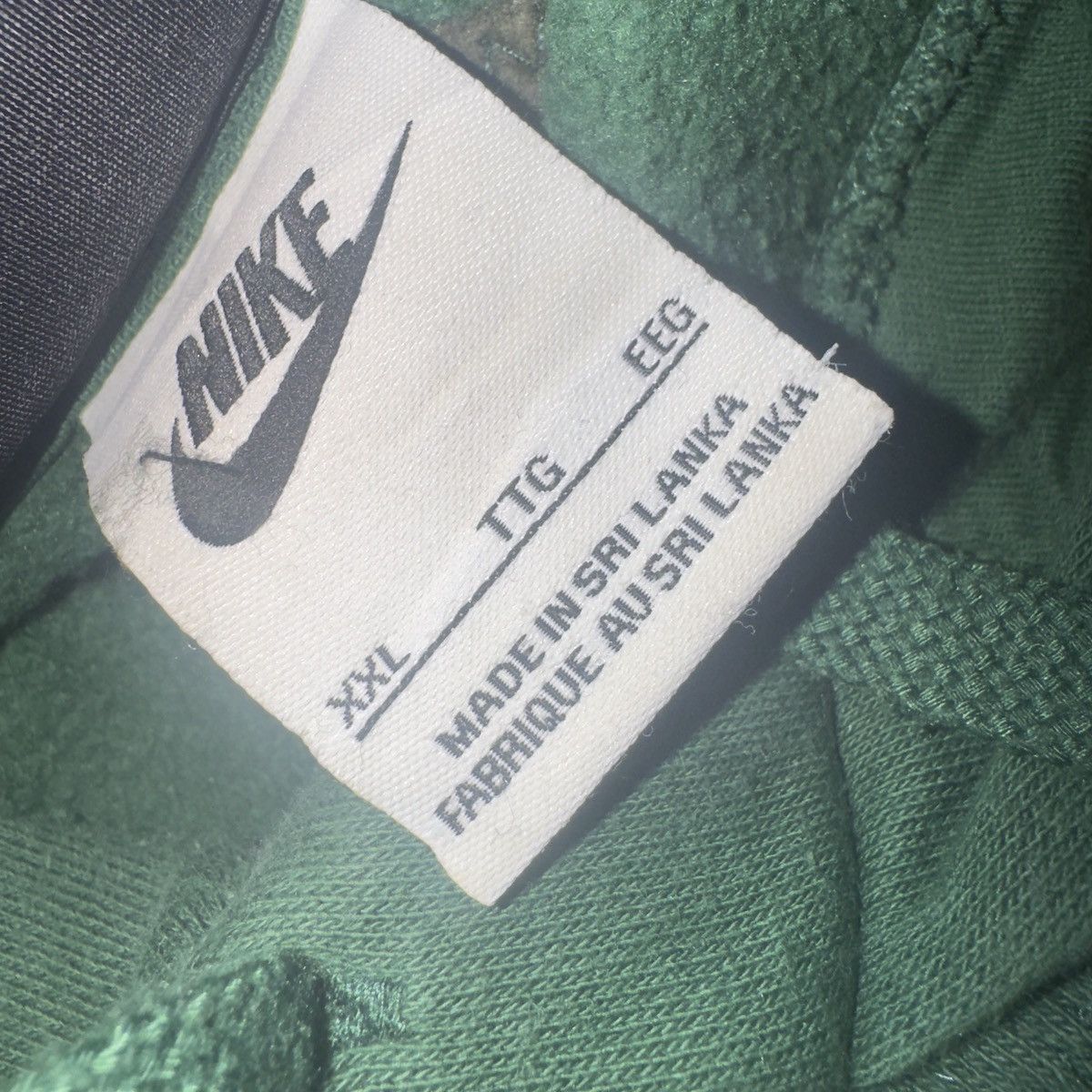 Nike 1 of 1 reworked nike hoodie Size US XL / EU 56 / 4 - 3 Thumbnail