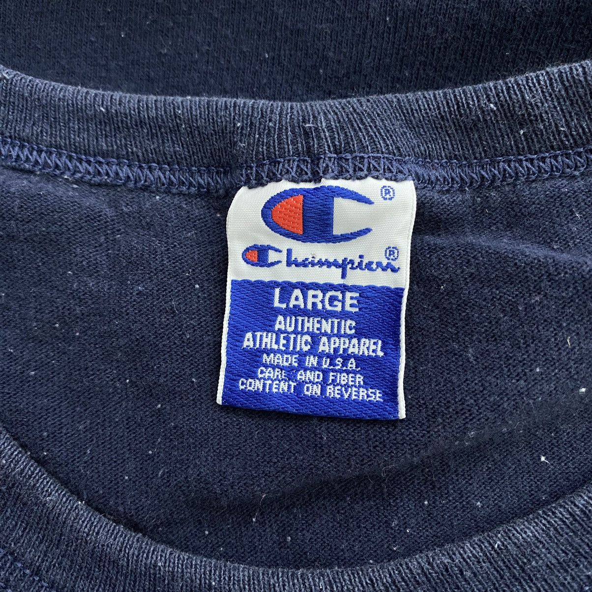 Champion × Vintage Vintage 90s CHAMPION x USA BASKETBALL Big Print Blue Short Size US L / EU 52-54 / 3 - 5 Thumbnail