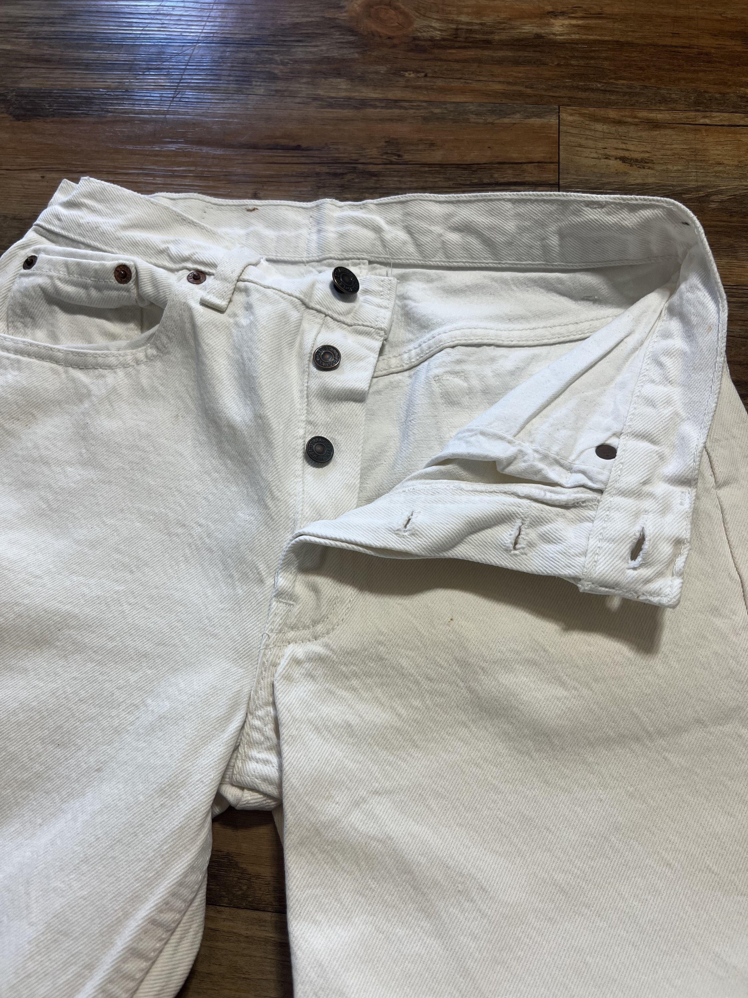 Levi's × Levi's Vintage Clothing × Vintage Vintage Levi's 501 White Denim Jean Pants Size US 29 - 4 Thumbnail