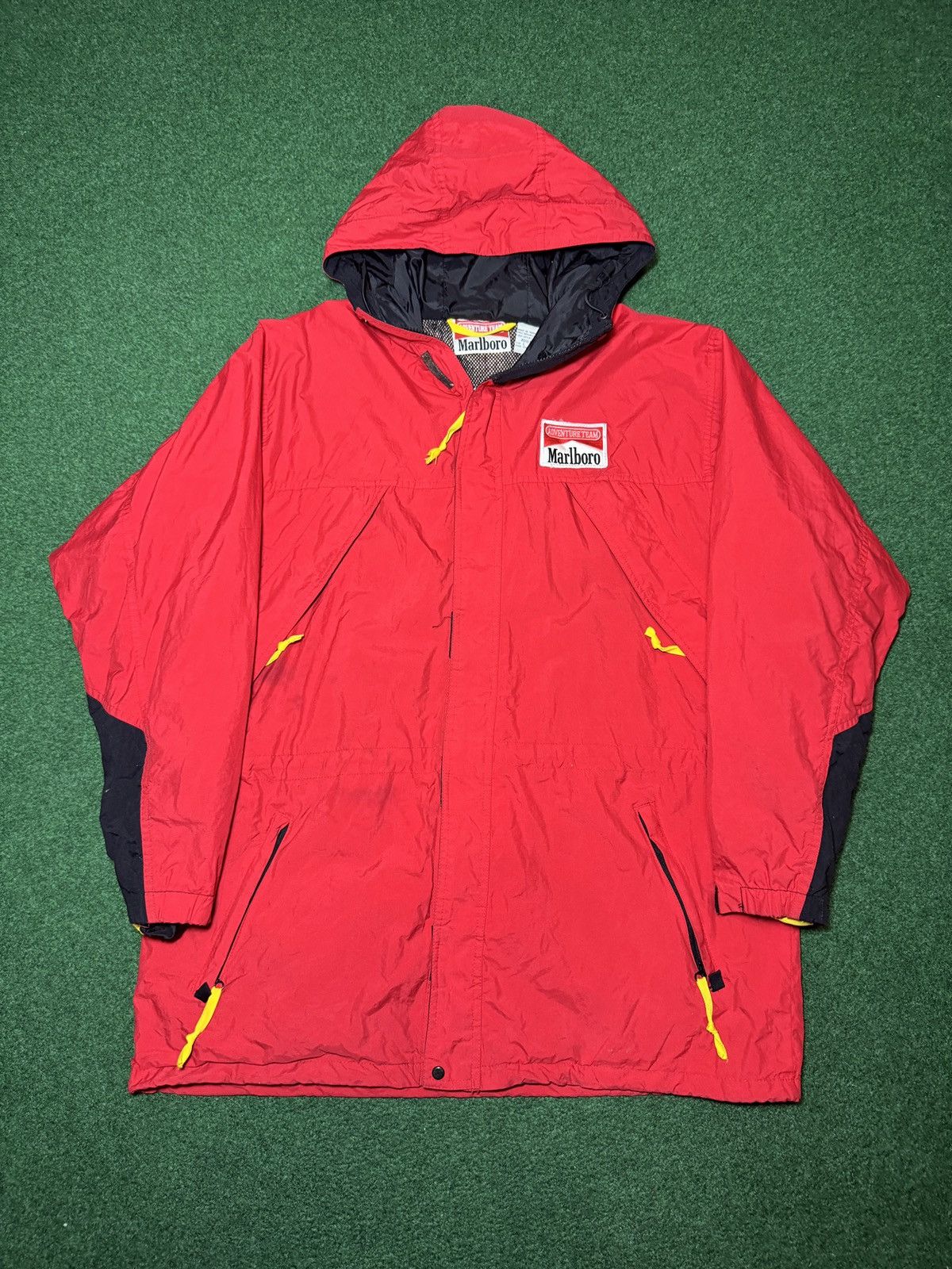 Marlboro Vintage Marlboro Adventure Team Outdoor Lrg Red 90s Jacket Size US L / EU 52-54 / 3 - 1 Thumbnail