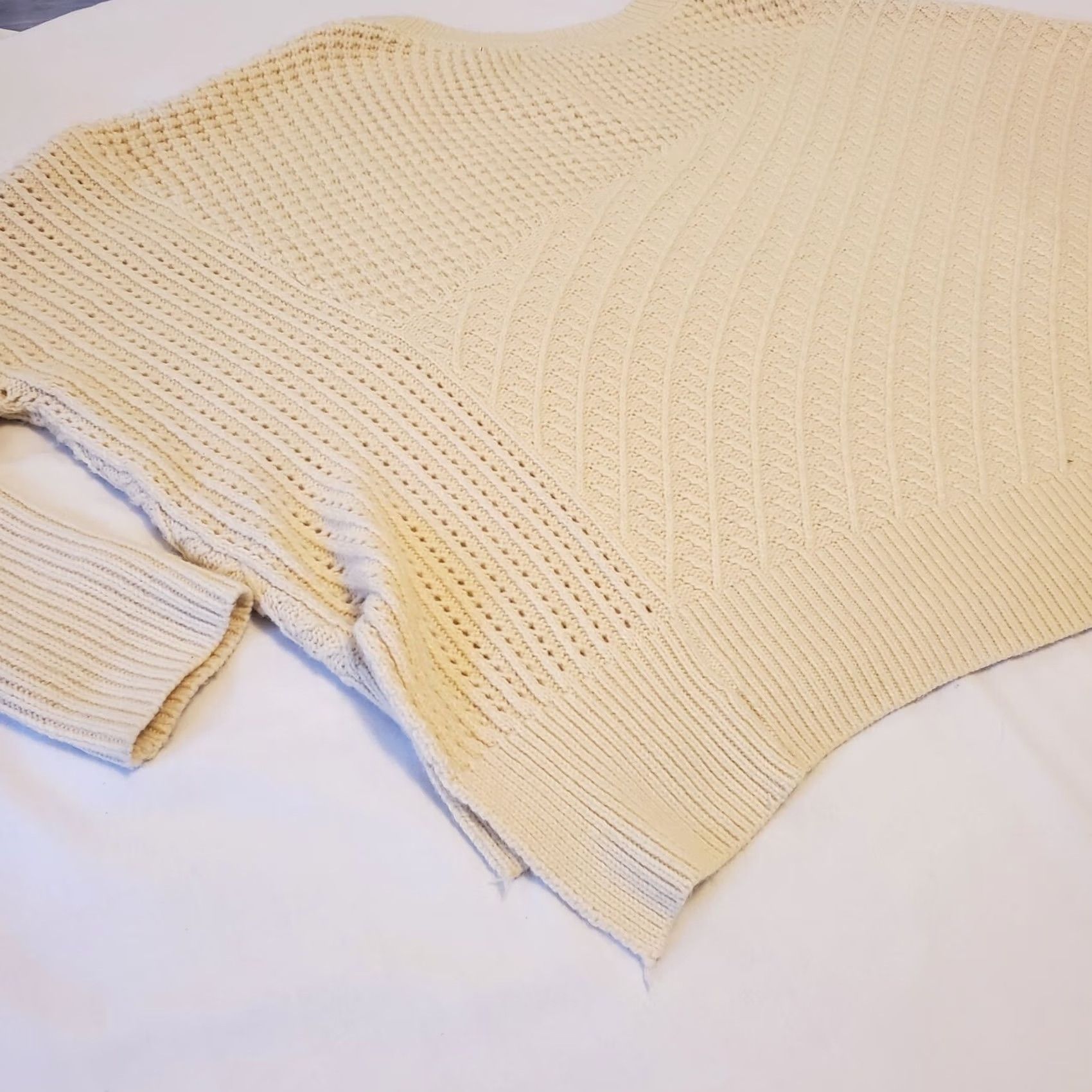 Anthropologie Anthropologie She+Sky Sweater Cream One Size 3/4 Length Sleeve Heavy Knit Boxy Size ONE SIZE - 6 Thumbnail