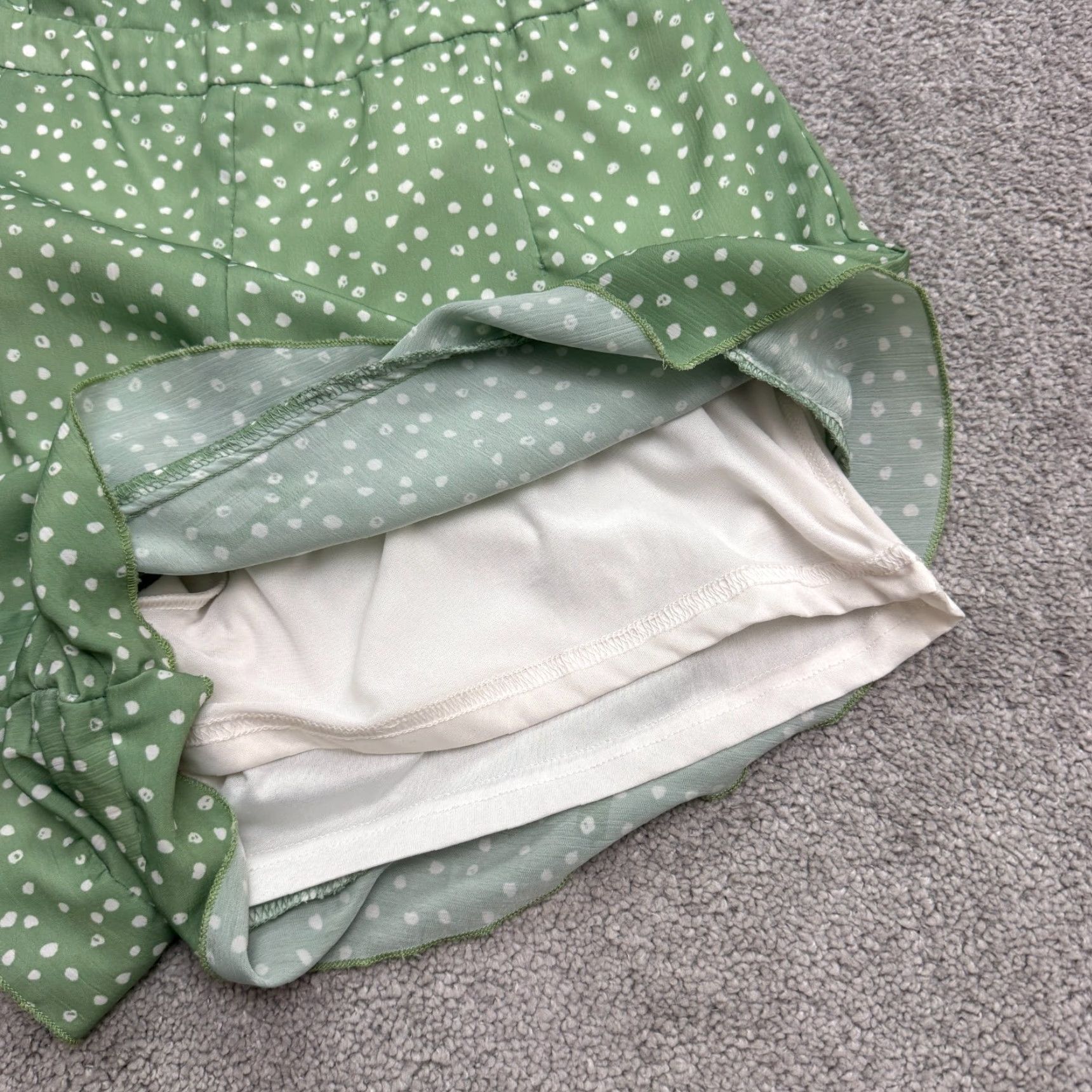 PrettyLittleThing PrettyLittleThing Romper Womens 6 Green White Polka Dot Ruffle Wrapped Back Tie Size 28" / US 6 / IT 42 - 6 Thumbnail