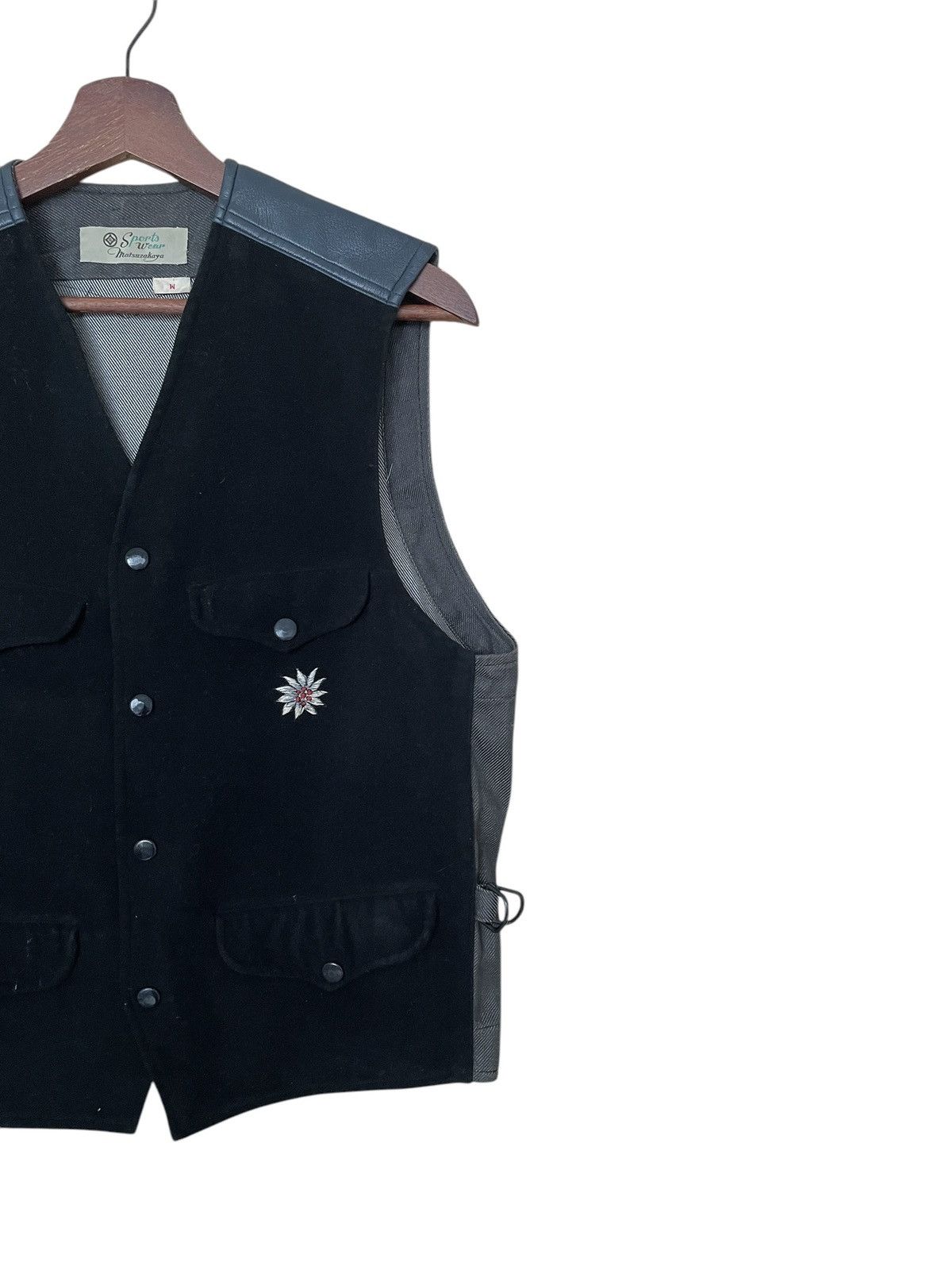 Japanese Brand × Vintage Vintage Japanase Brand Matsuzakaya Vest 1990s Size US M / EU 48-50 / 2 - 6 Thumbnail