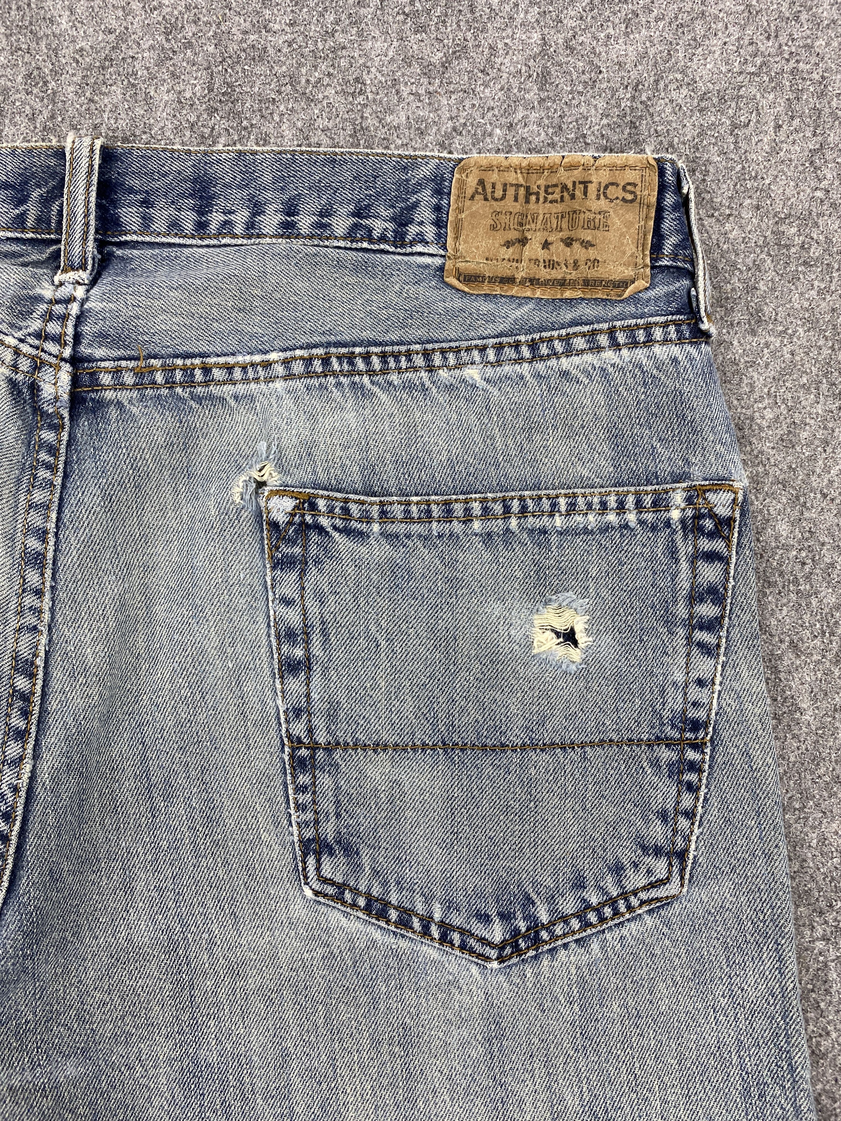 Levi's × Vintage Distrressed Vintage Levis Authentic Signature Jeans Size US 34 / EU 50 - 15 Thumbnail