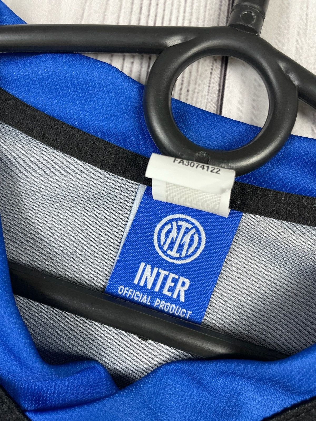 Vintage Vintage Inter Milan soccer jersey size XL rare striped Size US XL / EU 56 / 4 - 4 Thumbnail