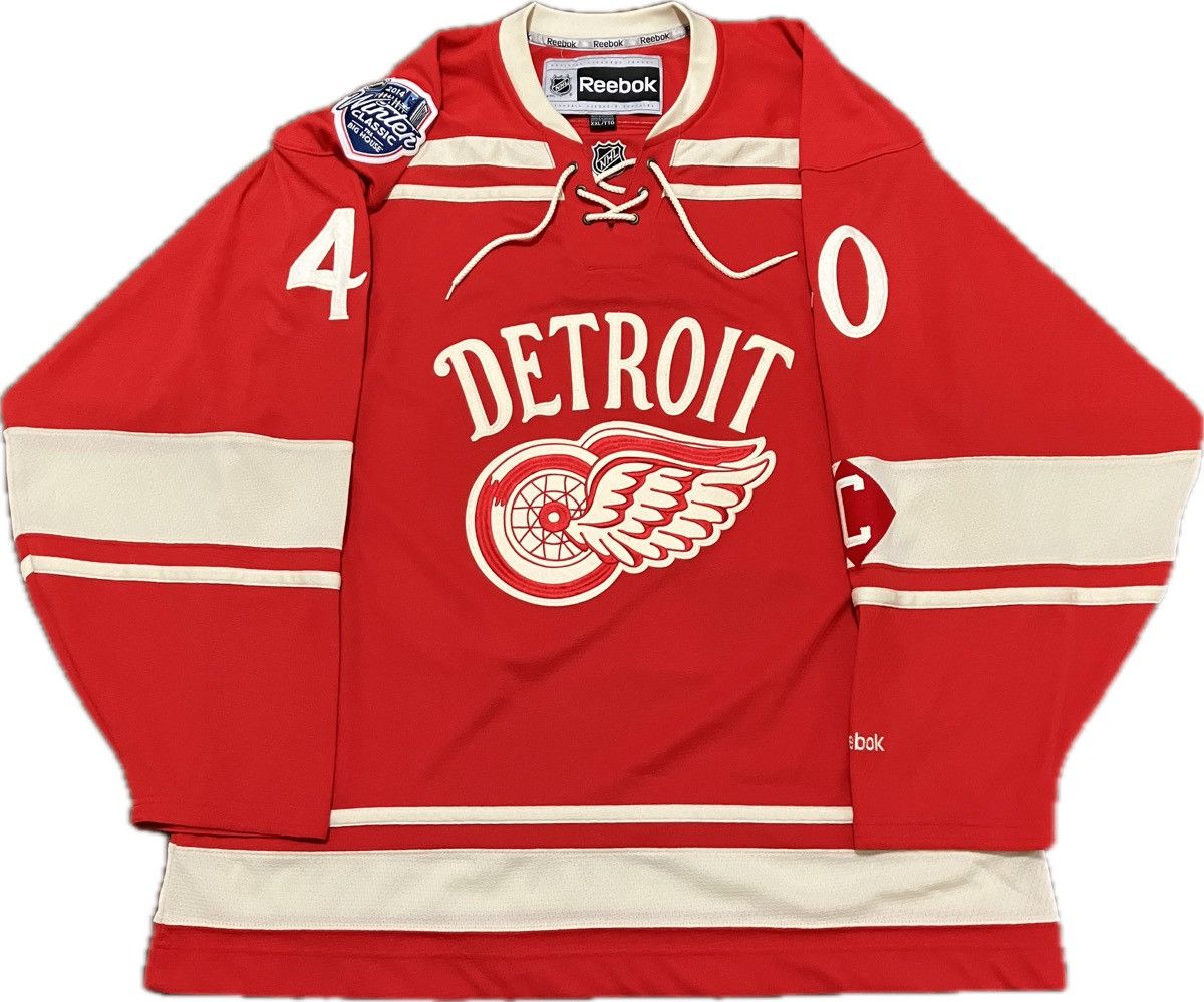 NHL Vintage Detroit Red Wings Winter Classic hotsell 2XL Jacket