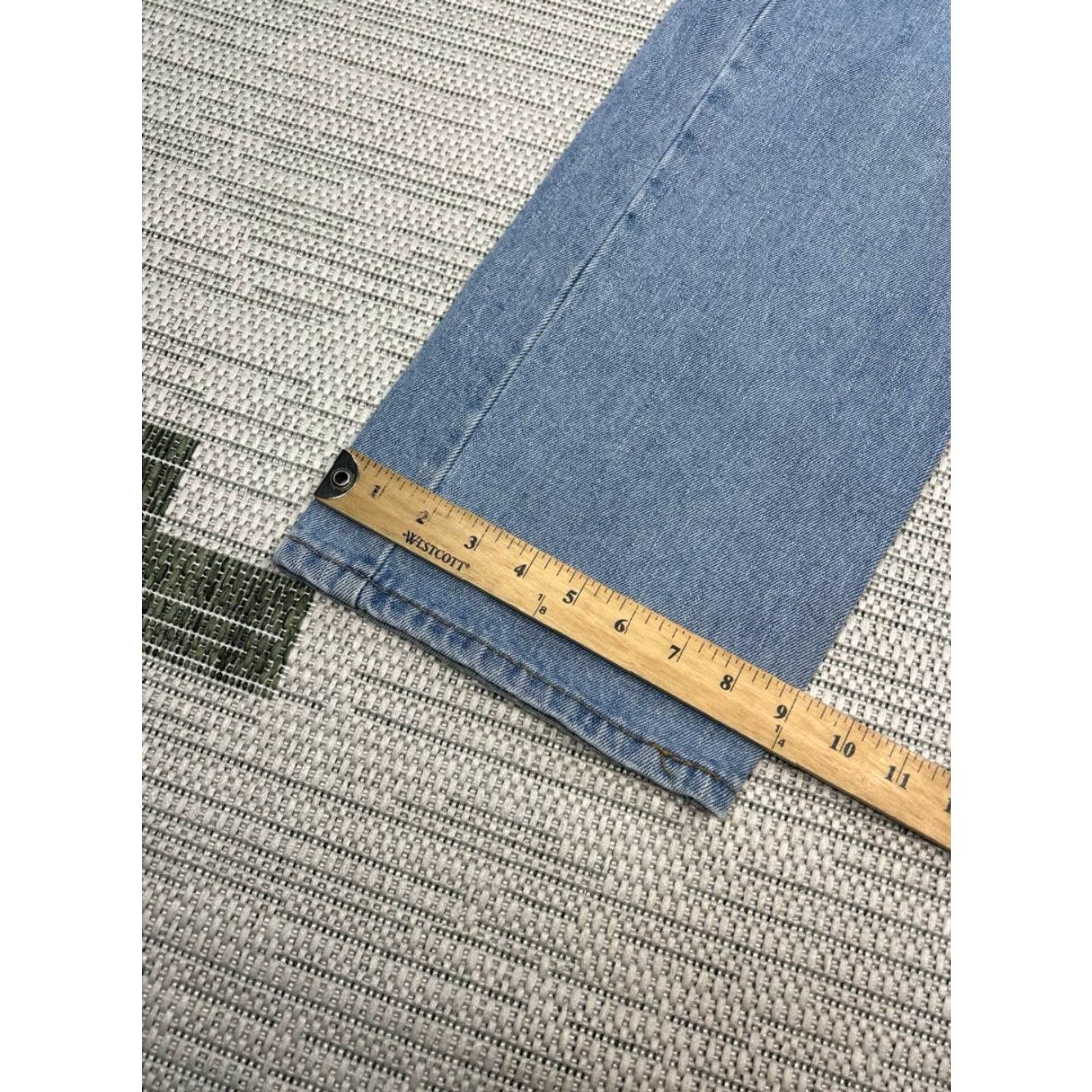 Levi's Levis 505 Jeans Mens Regular Straight Denim Blue 39x29 Cotton High Rise 40 Jeans Levi's 505 Mens Regular Straight Blue Denim Cotton High Rise 39x29 Size US 40 / EU 56 - 4 Thumbnail