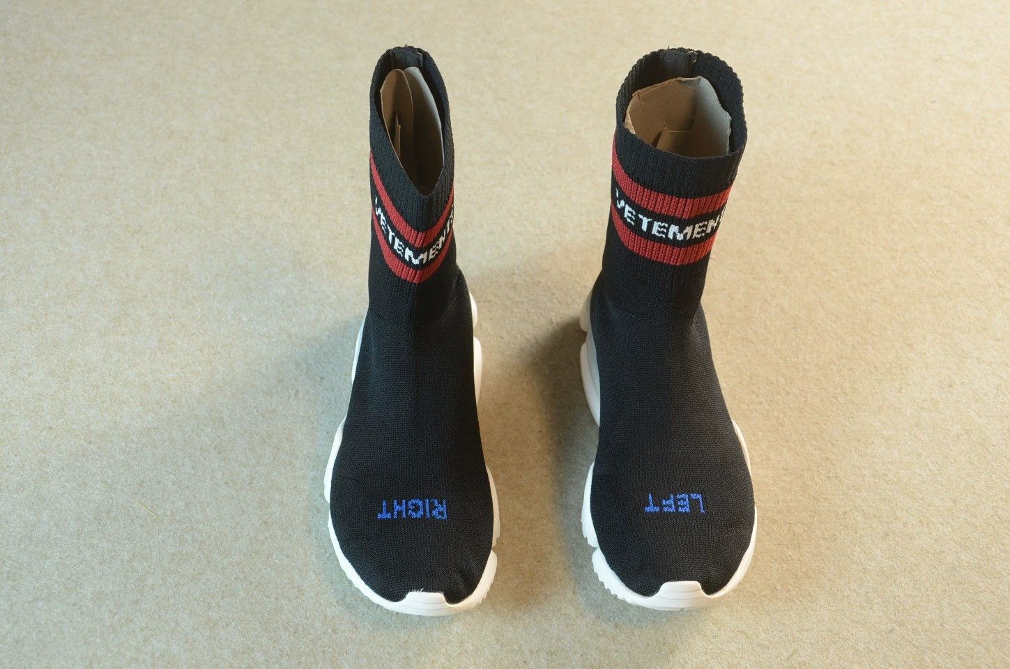 Other Vetements x Reebok Sock Pump High Black Sock Boot Size US 5 / IT 35 - 6 Thumbnail