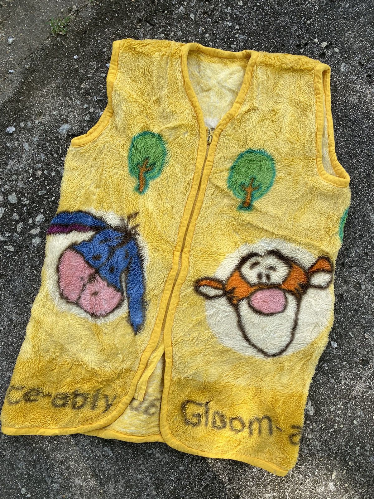 Vintage Vintage 90s Japanese Brand Winnie The Pooh Fleece Vest Size M / US 6-8 / IT 42-44 - 4 Thumbnail