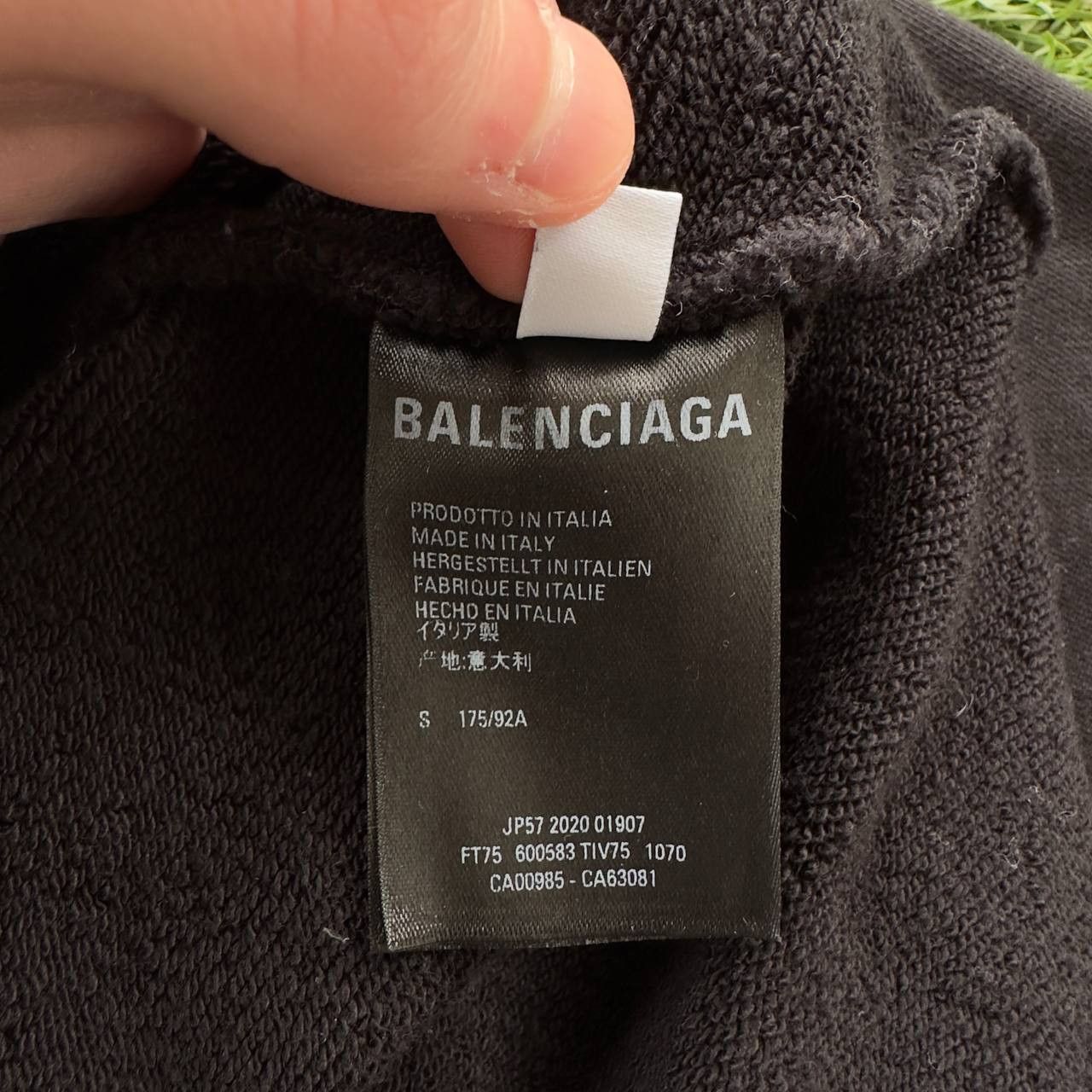 Balenciaga BALENCIAGA FW20 CREW LOGO HOODIE Size US S / EU 44-46 / 1 - 9 Thumbnail