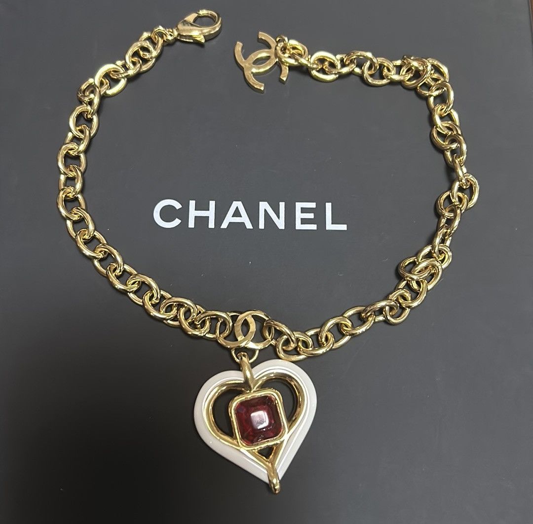 Chanel Chanel Heart Necklace Choker Size ONE SIZE - 1 Thumbnail