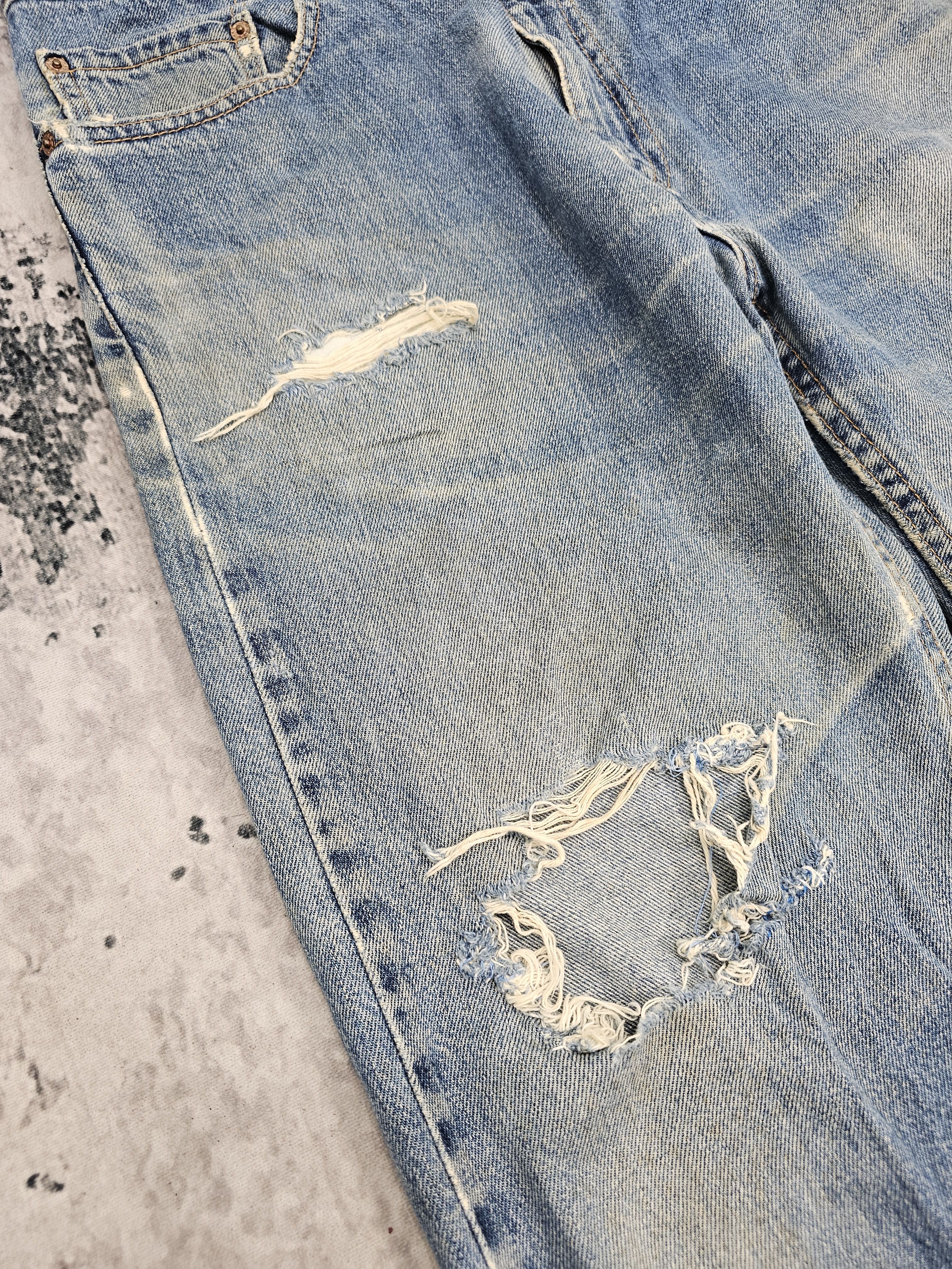 Levi's Vintage Clothing Vtg 90'S LEVIS 505 Distressed Faded Blue Cropped Jeans L0498 Size US 34 / EU 50 - 7 Thumbnail