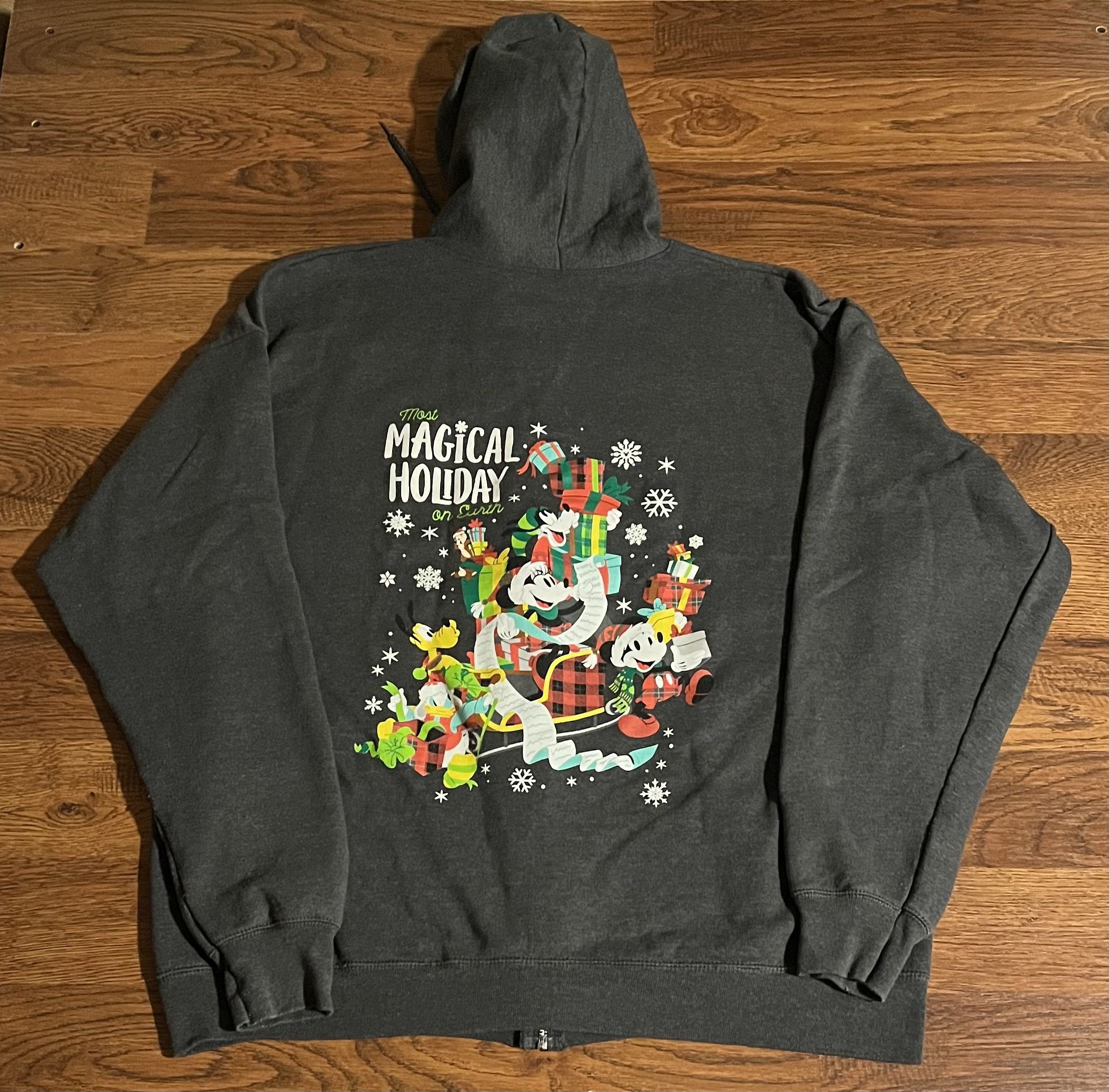 Disney Disney Parks Walt Disney World 2018 Christmas Zip Up Hoodie Size US XL / EU 56 / 4 - 2 Thumbnail
