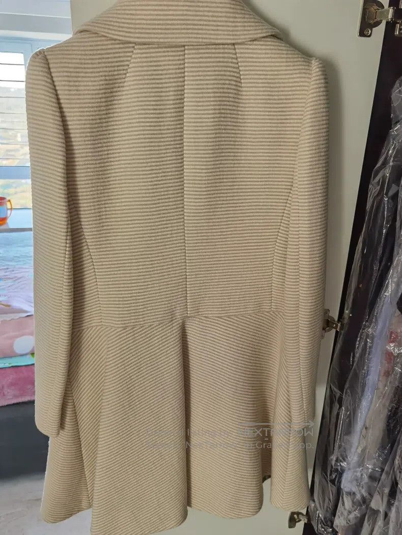 Valentino Valentino Waist-cinching wool coat Size M / US 6-8 / IT 42-44 - 2 Thumbnail