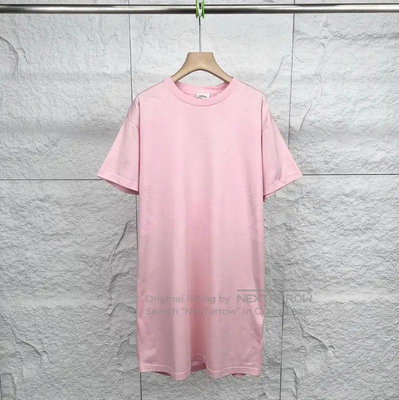 Burberry Burberry Pink Cotton T-Shirt for Women. Size M / US 6-8 / IT 42-44 - 1 Thumbnail