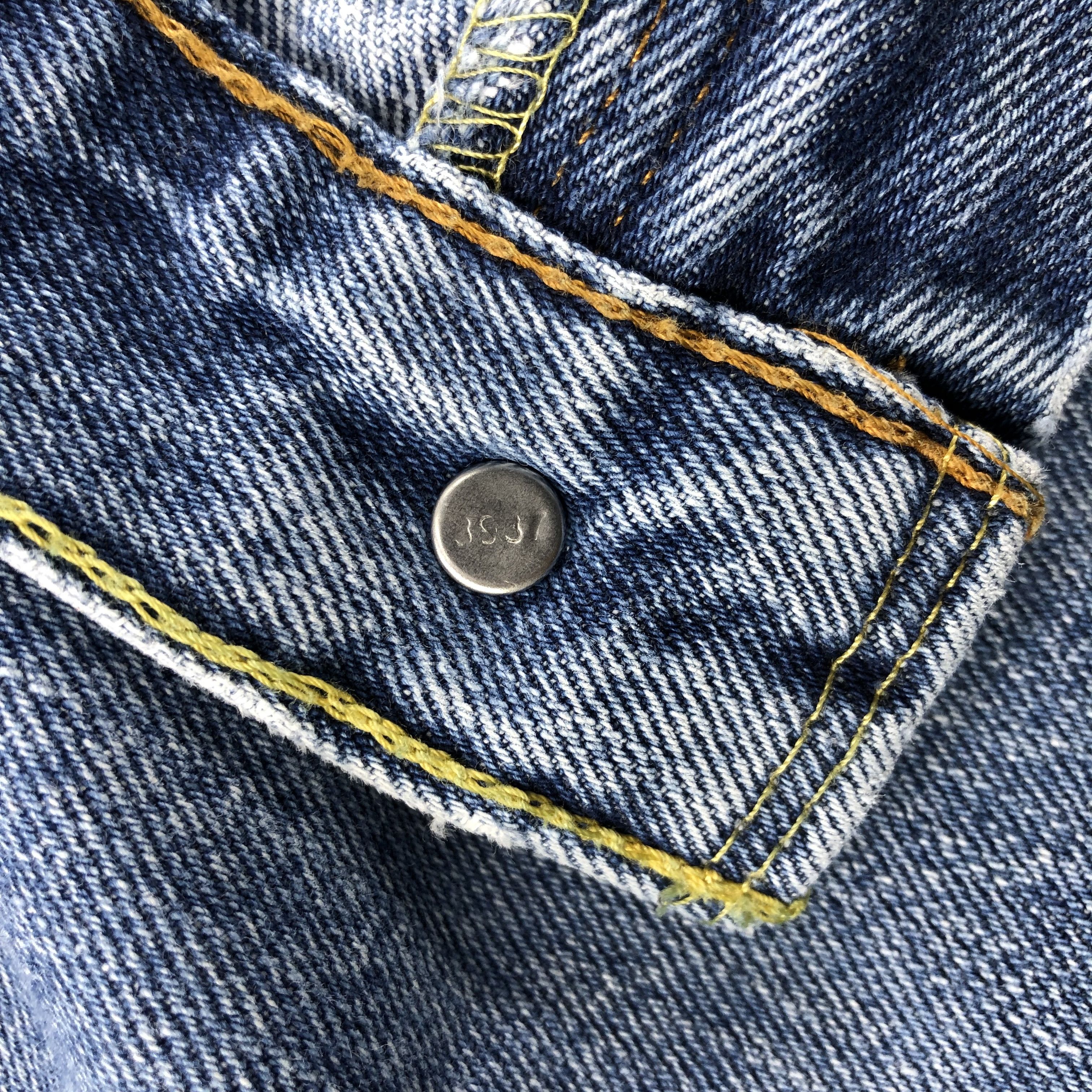 Vintage Levis 505 Jeans Blue Wash Denim-J1117