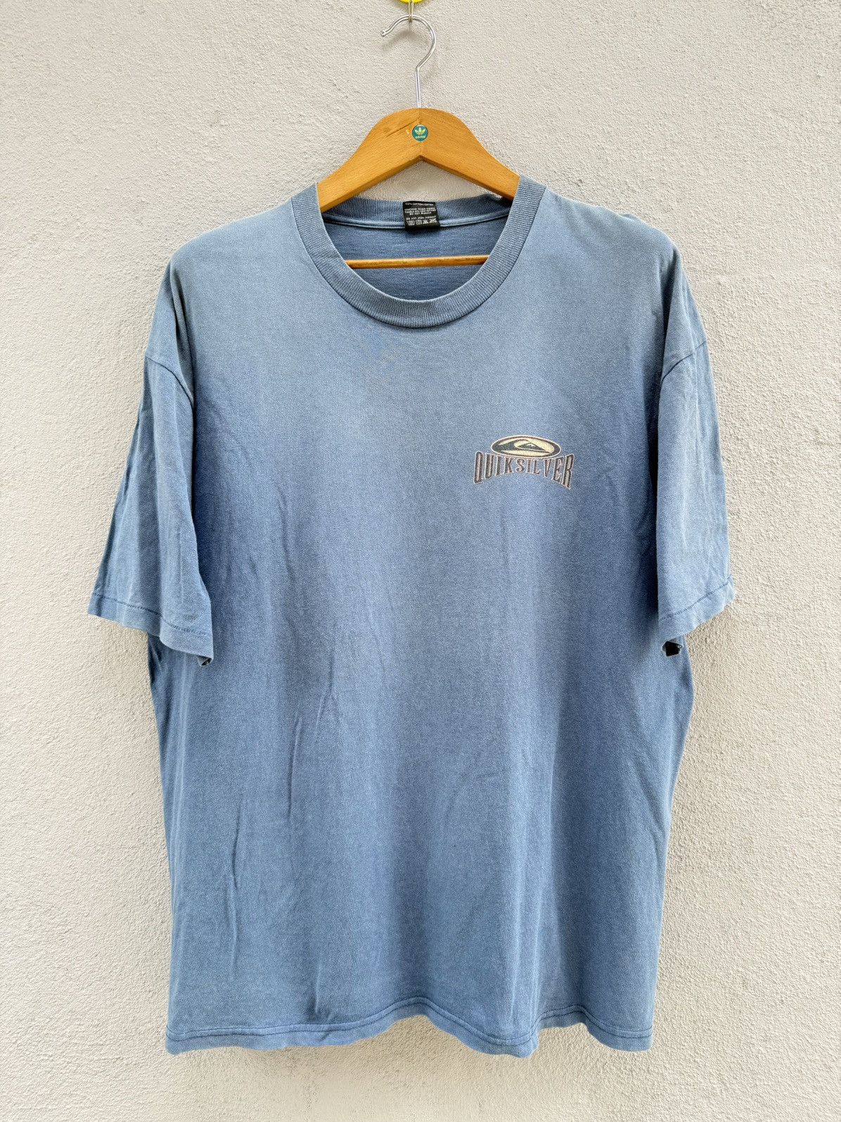 Quiksilver Thrashed Vintage 90s Quiksilver Hawaii Faded Surfing Tee Size US XL / EU 56 / 4 - 2 Thumbnail