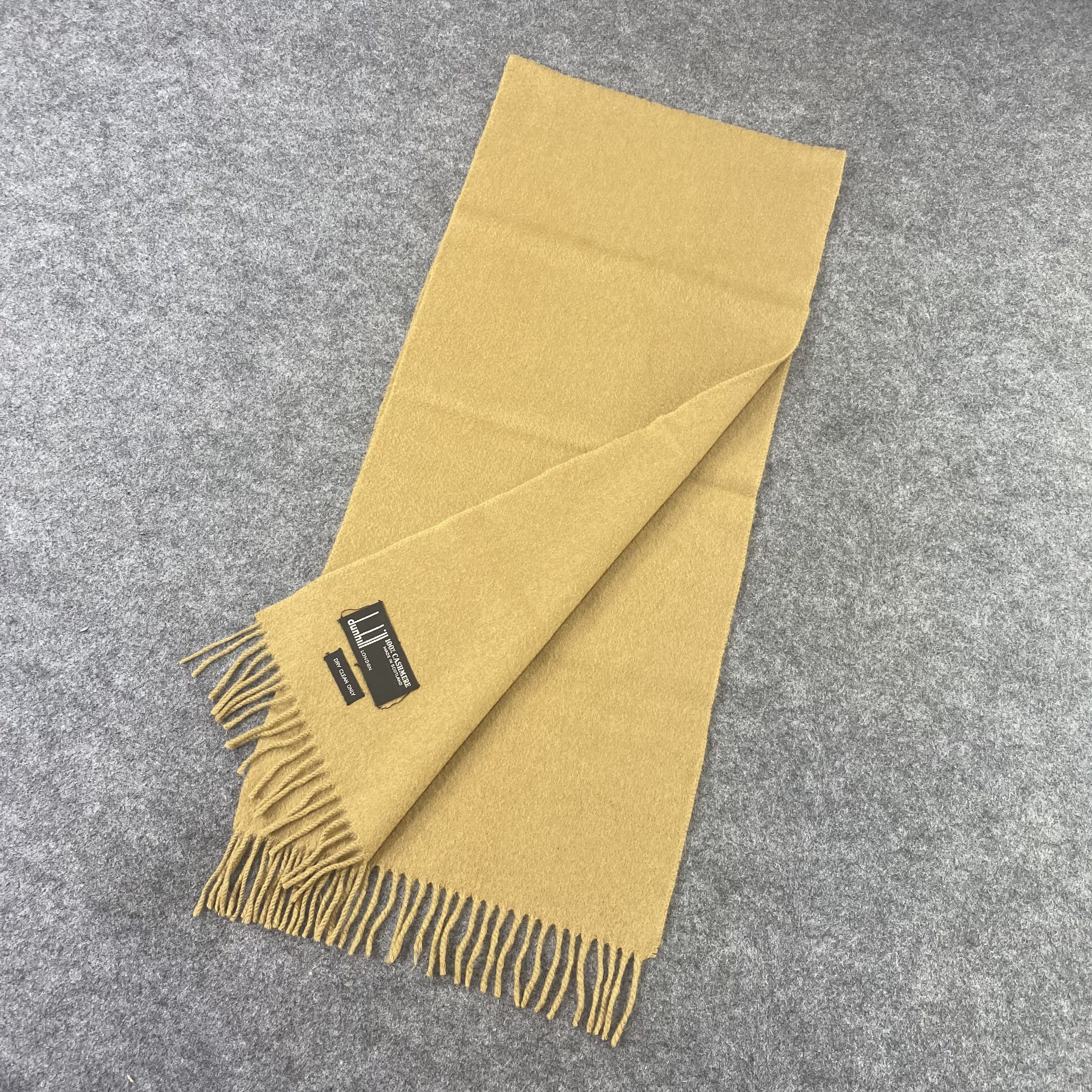 Alfred Dunhill Dunhill 100% Cashmere Scarf / Muffler / Neckwear -T1137 Size ONE SIZE - 3 Thumbnail