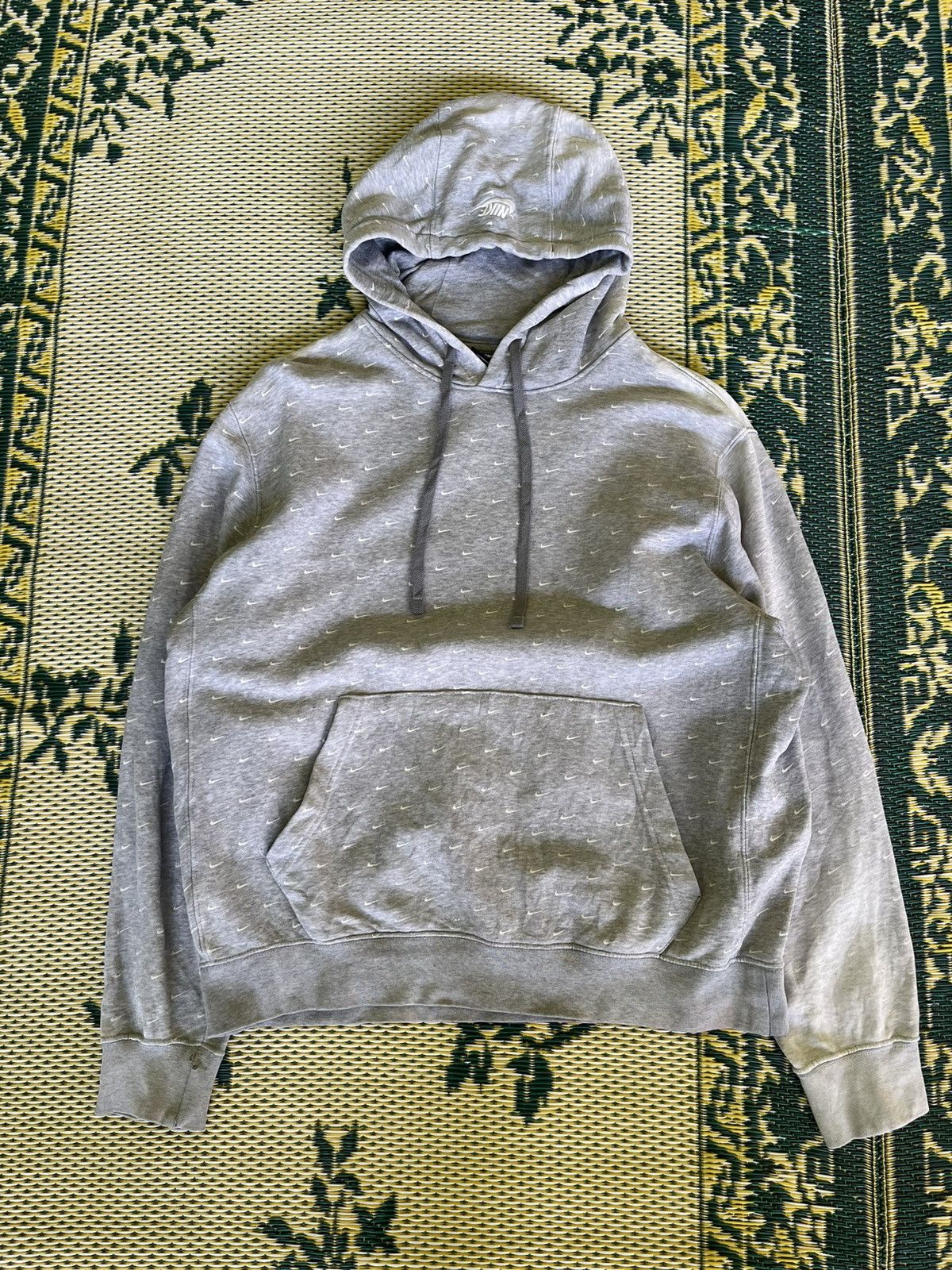 Nike Nike Mini Swoosh All Over Print Distressed Hoodie Size US L / EU 52-54 / 3 - 1 Thumbnail