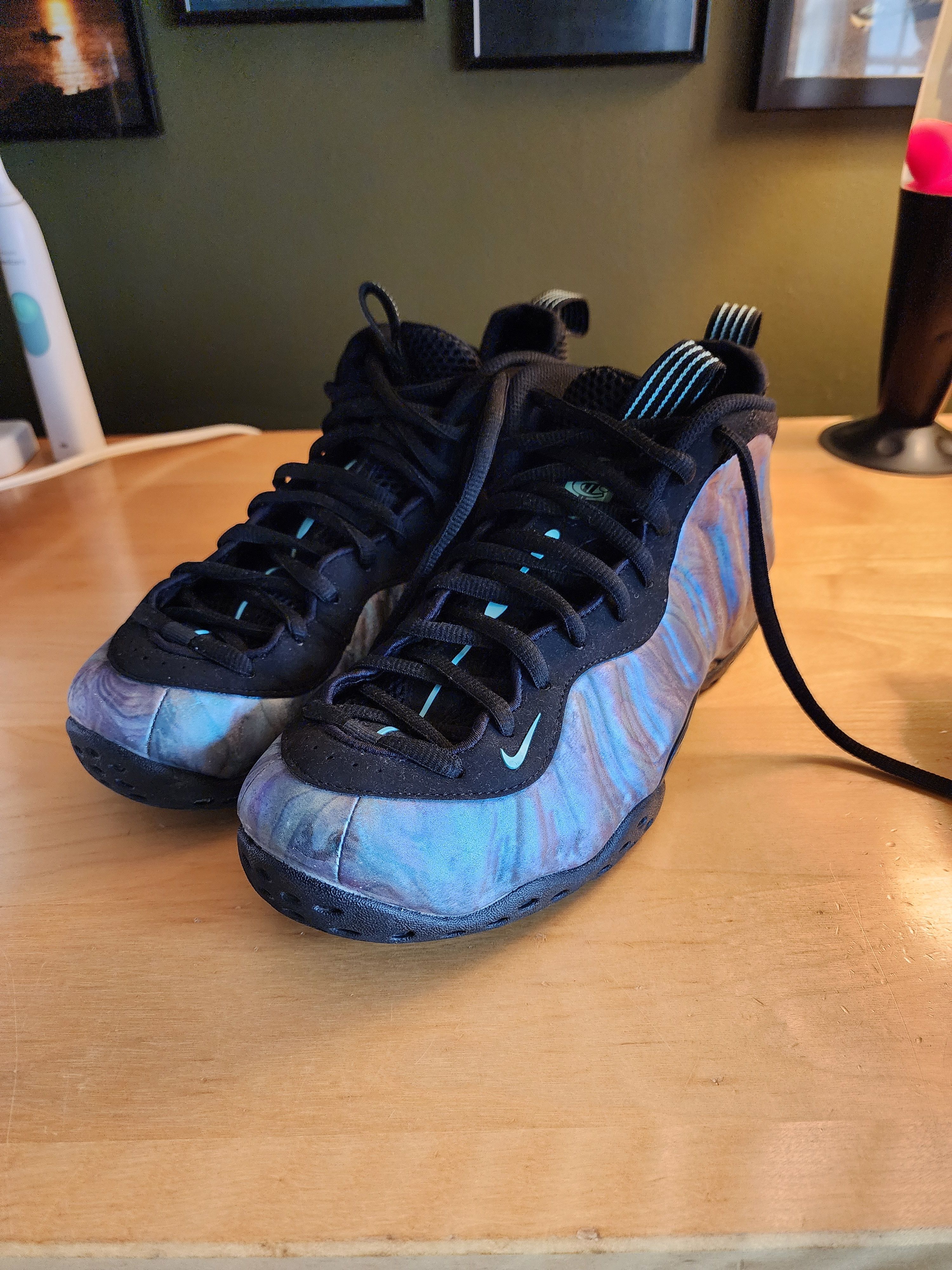 image of Size 9.5 - Nike Air Foamposite One Premium Abalone Shoes in Black/Aurora Green, Men's