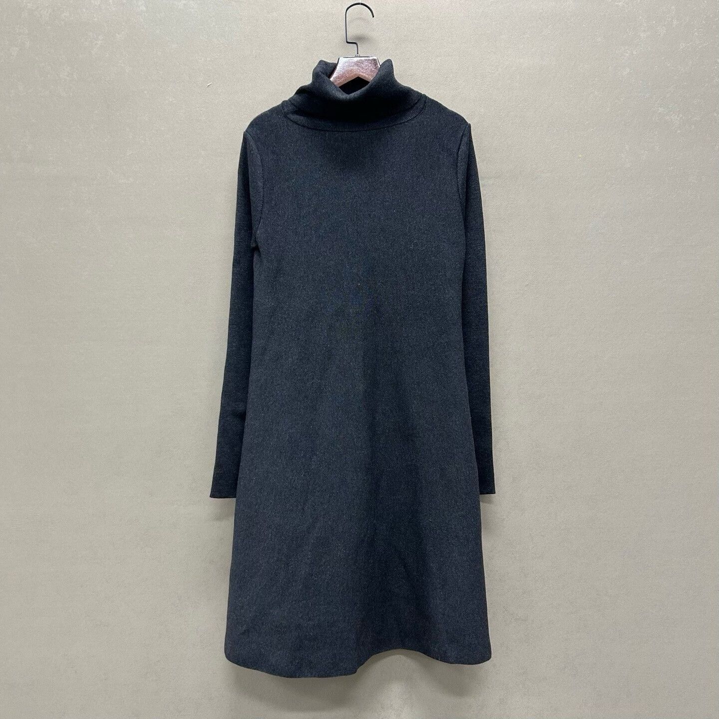 Louis Vuitton louis vuitton wool knit dress in gray Size S / US 4 / IT 40 - 1 Thumbnail