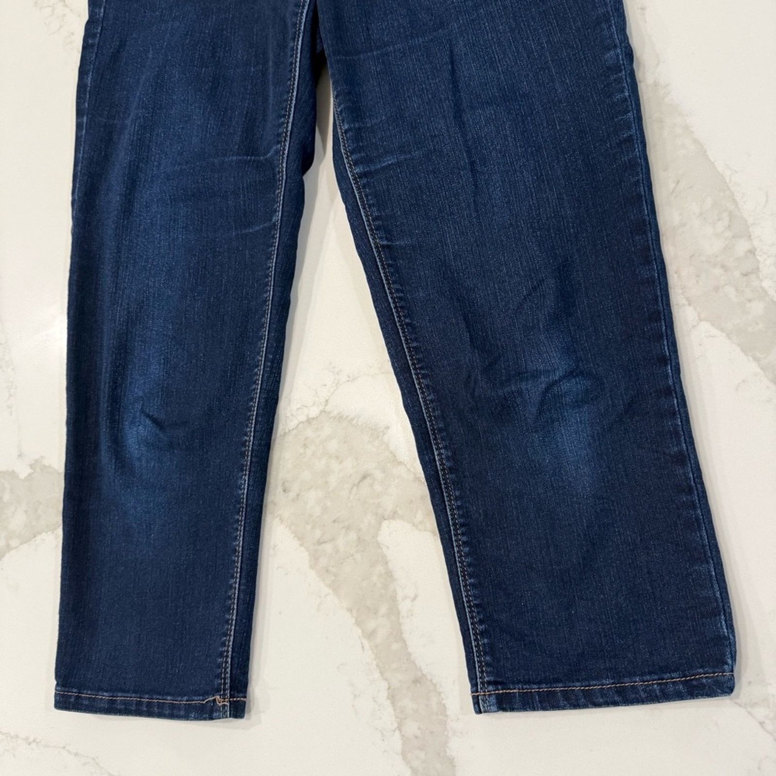 White House Black Market White House Black Market Skinny Leg Crop Jeans Womens Small Size 28" / US 6 / IT 42 - 2 Thumbnail