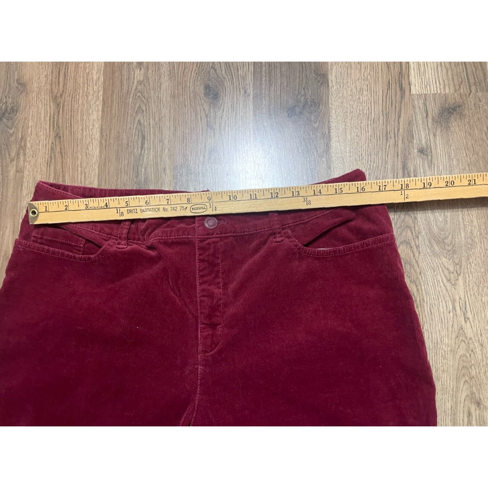 Croft & Barrow Croft & Barrow Pants Women's 14 Average Red Corduroy Stretch Pockets Casual Regular Ankle 30in Inseam Boys? Size 36" / US 14 / IT 50 - 4 Thumbnail