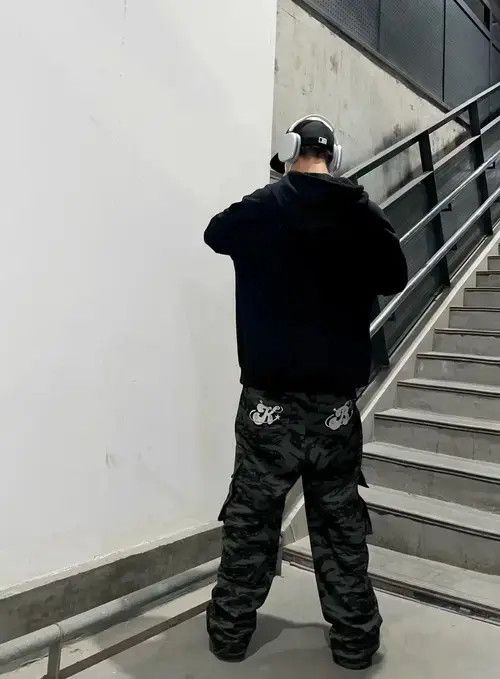 Vintage camo skate cargo pants Size US 34 / EU 50 - 2 Thumbnail