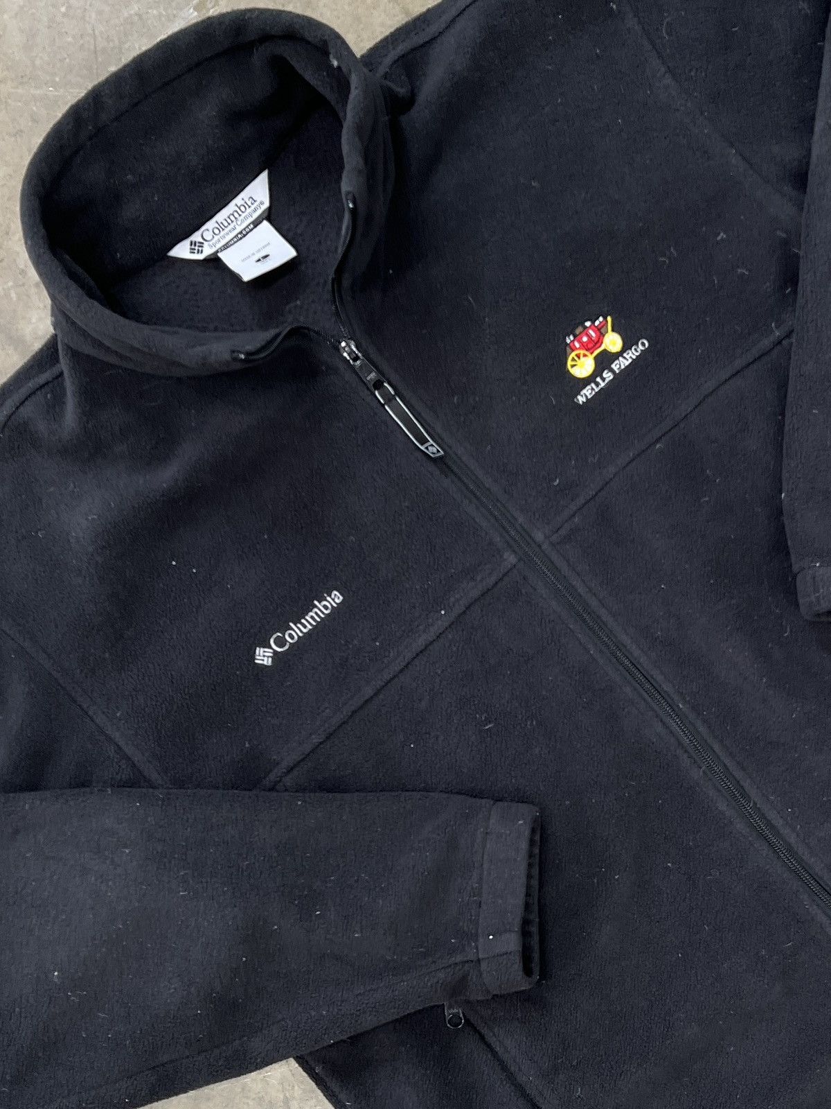 Columbia × Vintage Columbia Wells Fargo Fleece Jacket Large Size US L / EU 52-54 / 3 - 1 Thumbnail