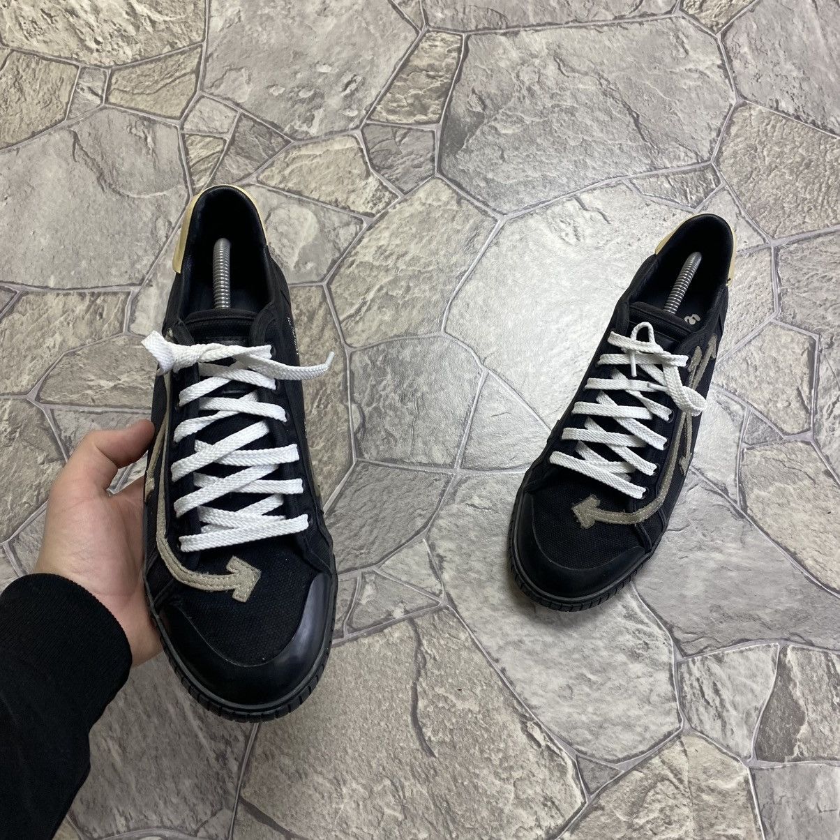 Off-White Off white shoes low vulcanized Black Size US 9 / EU 42 - 2 Thumbnail