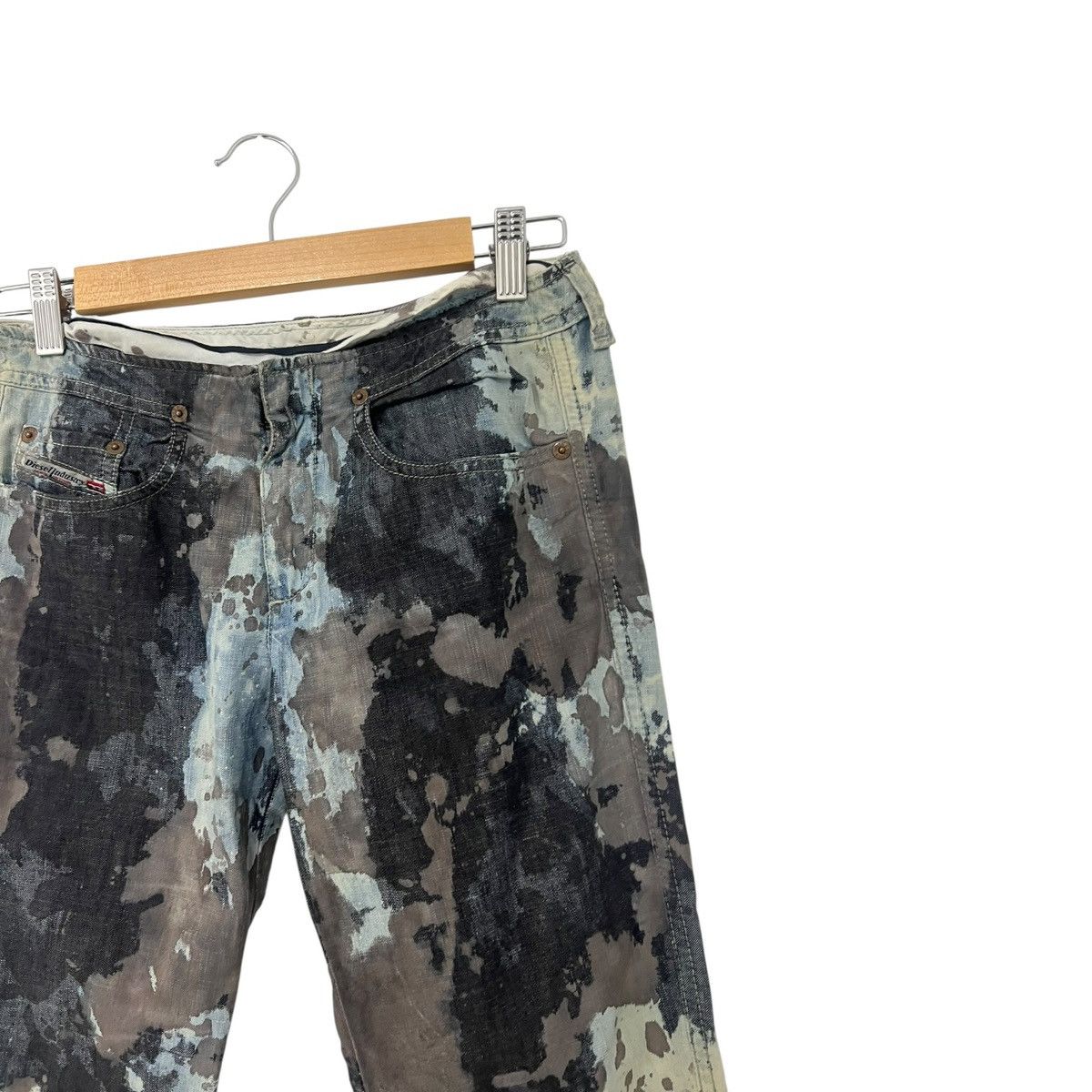 Diesel Diesel paint spatter flares Size 28" / US 6 / IT 42 - 2 Thumbnail