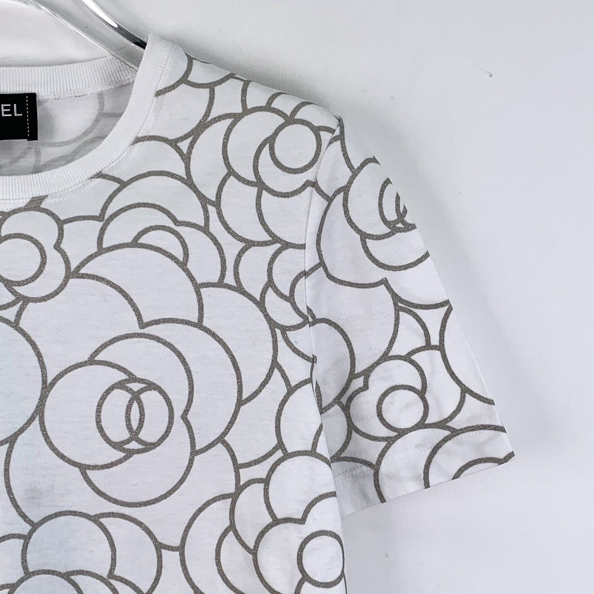 Chanel Chanel White Camellia All Over Print Cotton T-Shirt Size XS / US 0-2 / IT 36-38 - 3 Thumbnail